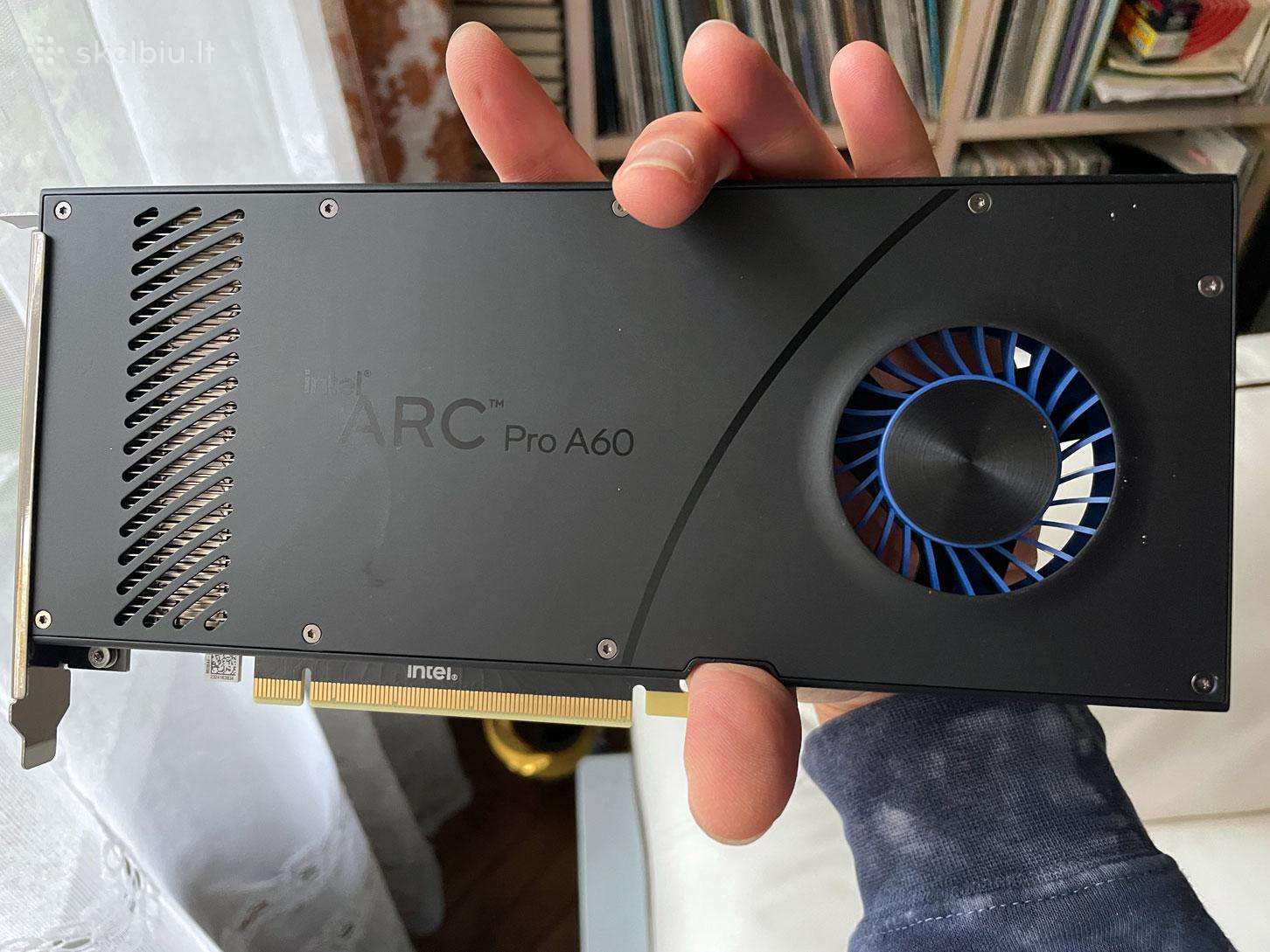 Intel Arc Pro A60 vaizdo plokštė