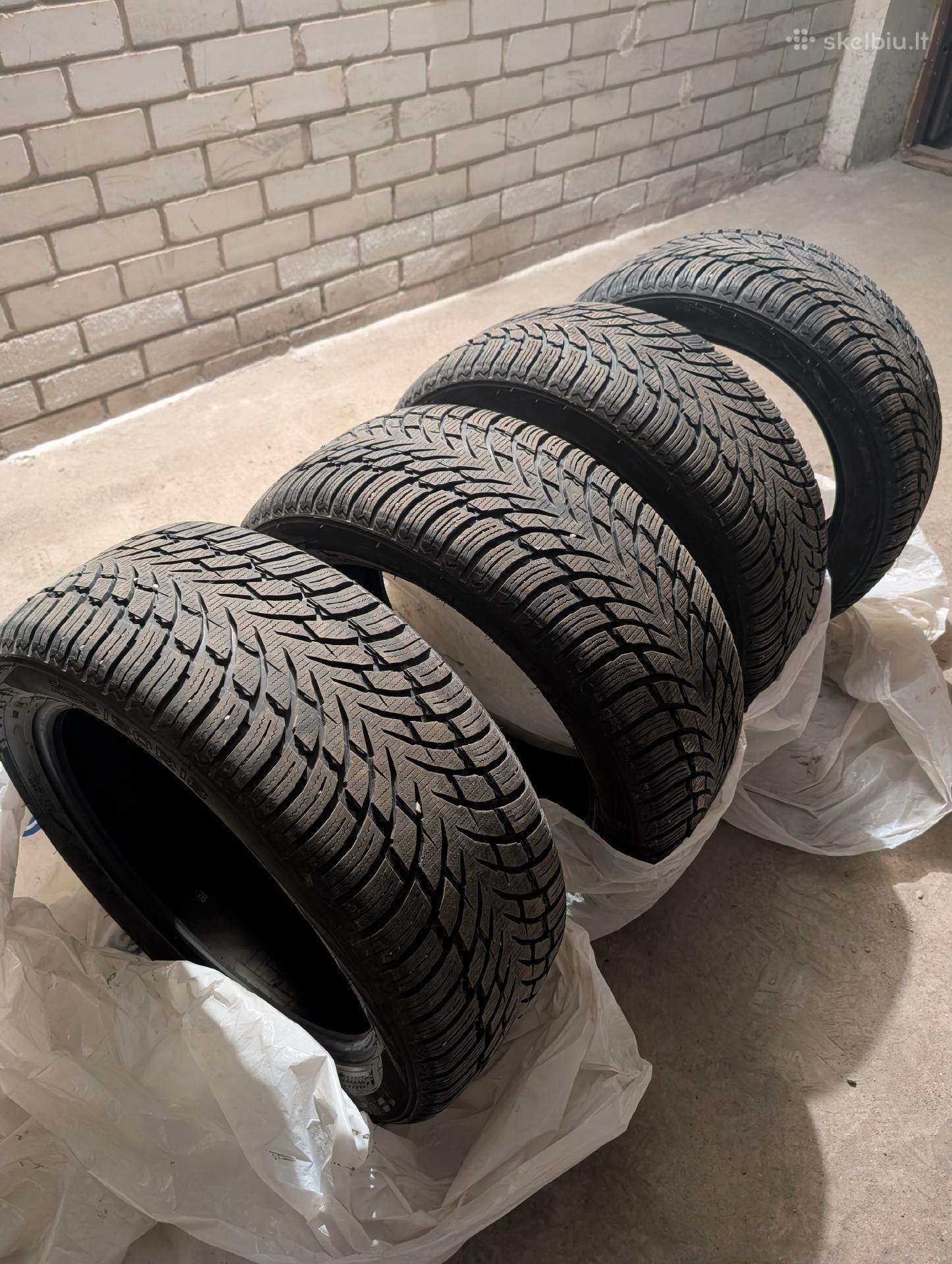 Žieminės padangos Nokian WR Suv 235/50 R18