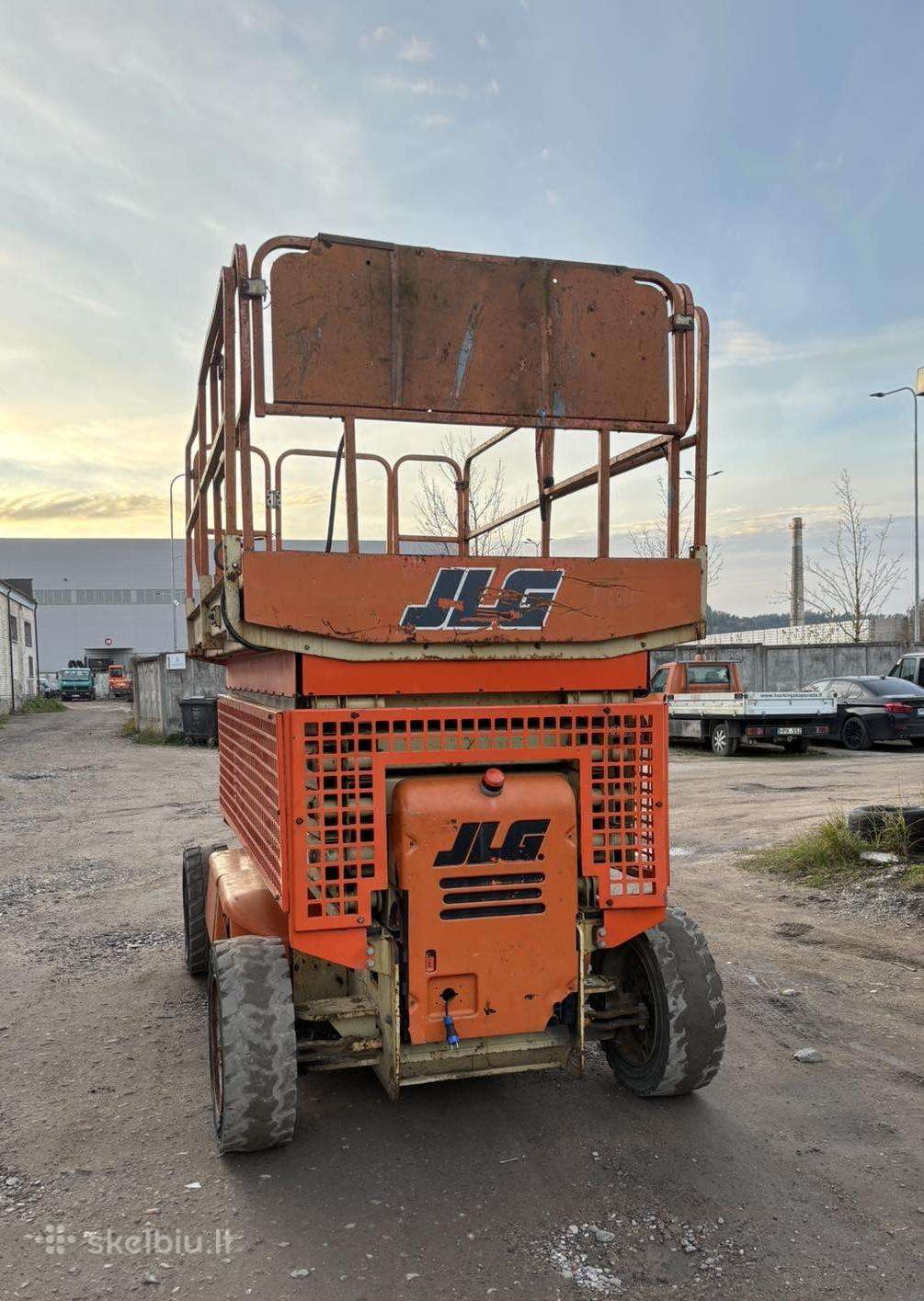 JLG M4069, scissor lift