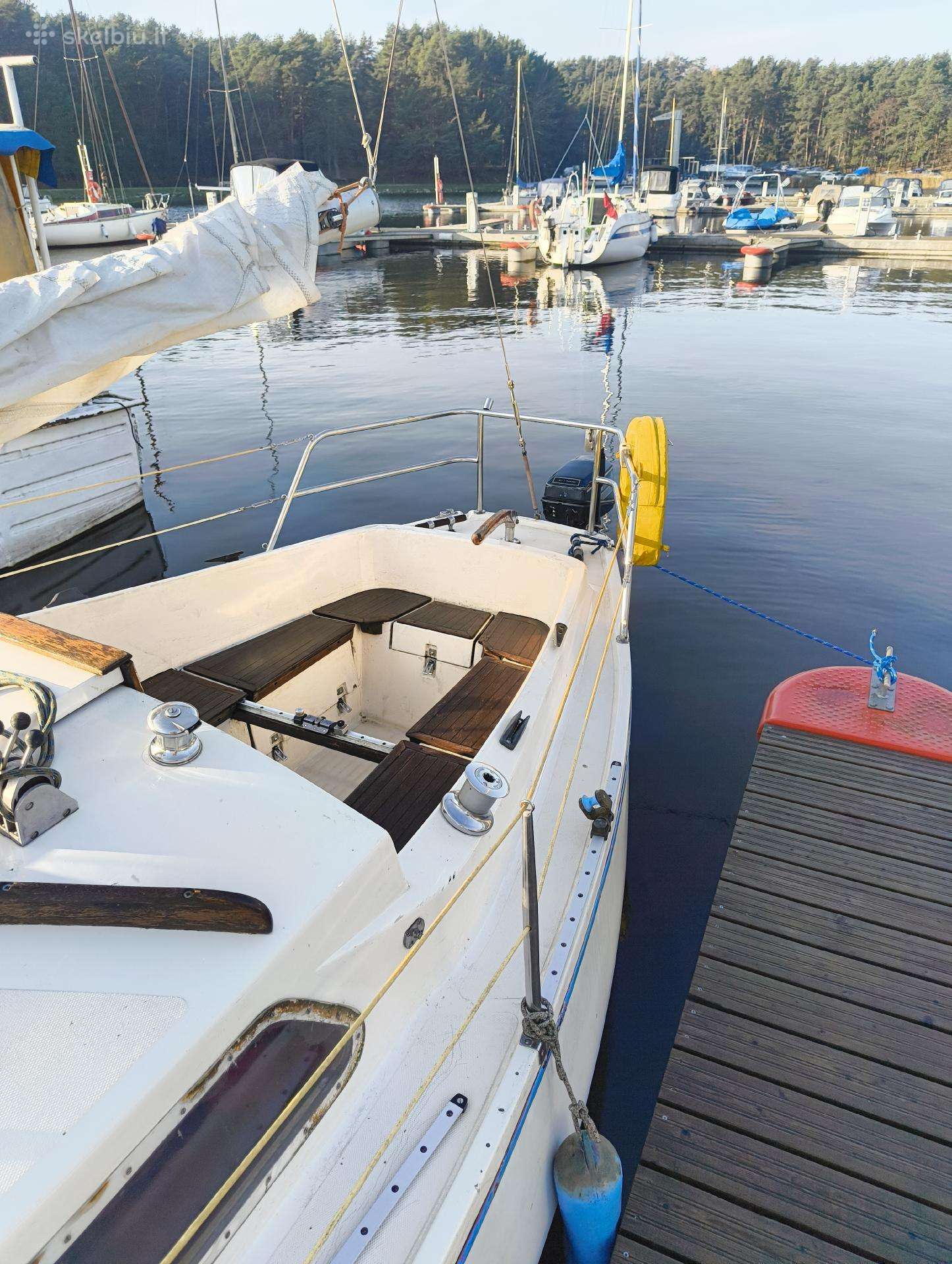 Arabesque 24, keelboats