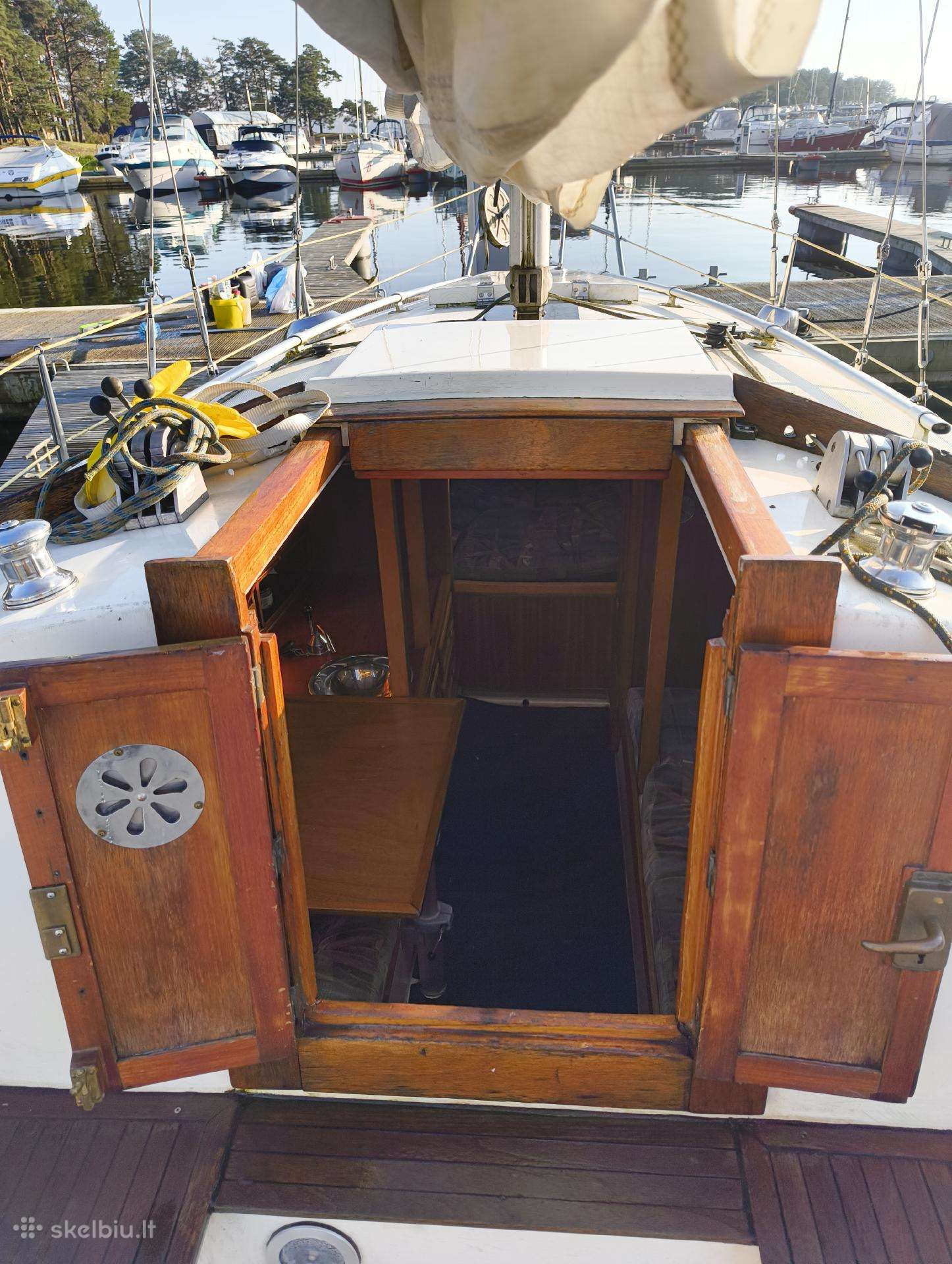 Arabesque 24, keelboats