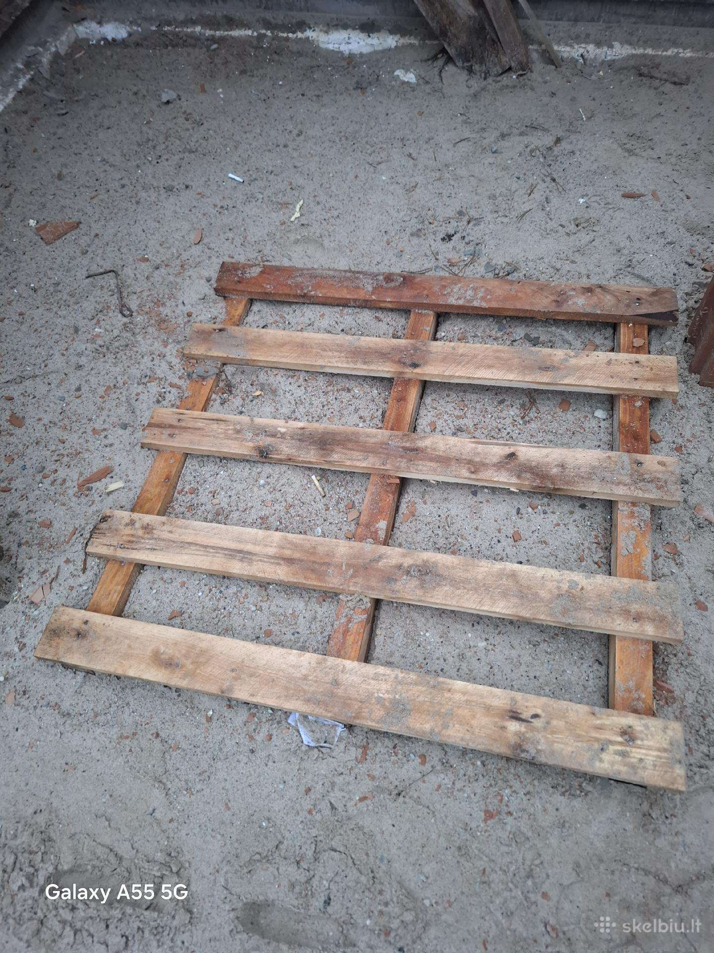 Naudotos paletes padeklai po 3 eur