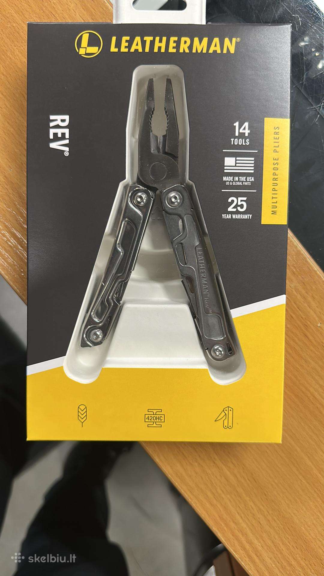 Leatherman Rev