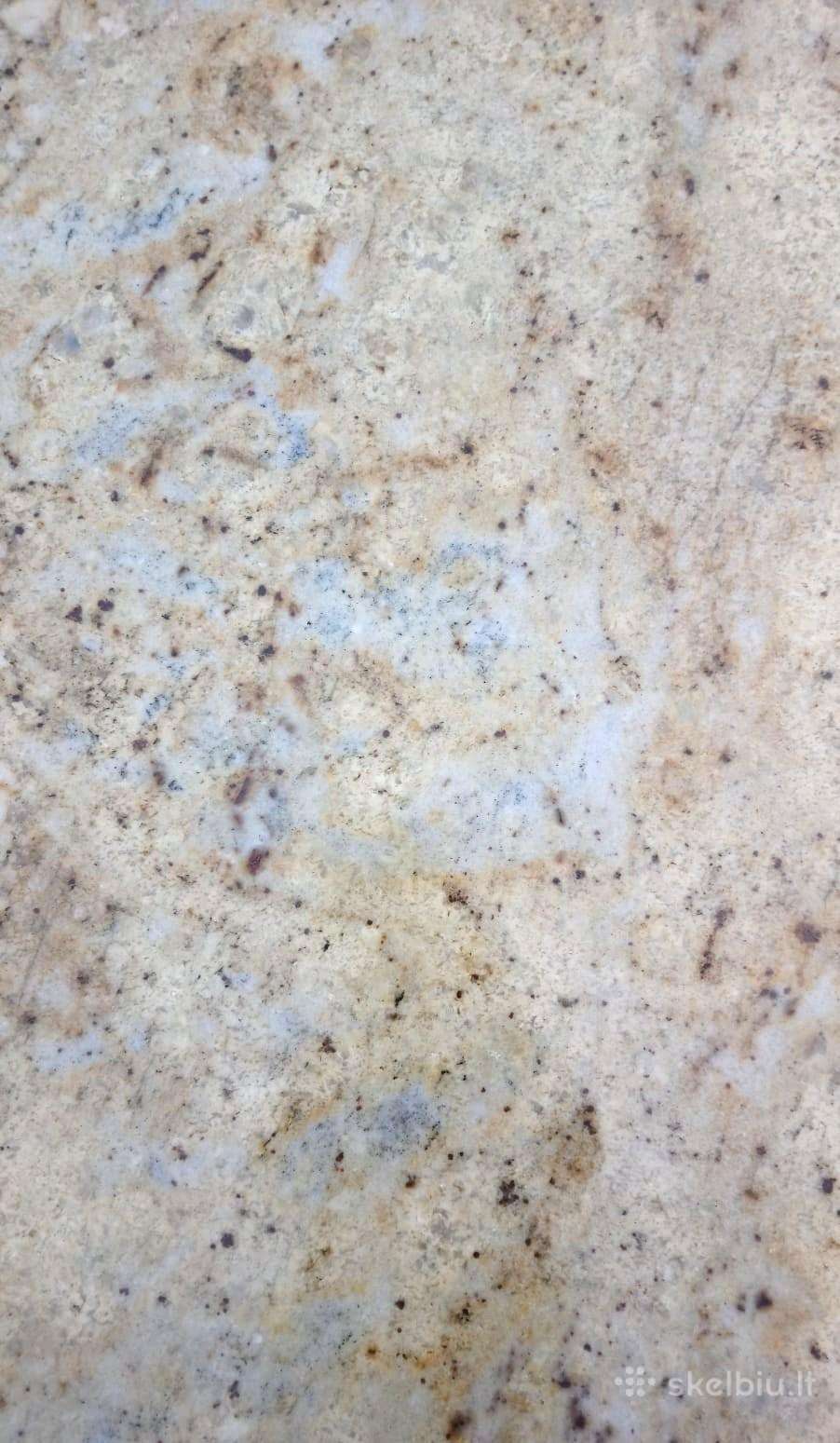 Granito plokštė Manduro Gold