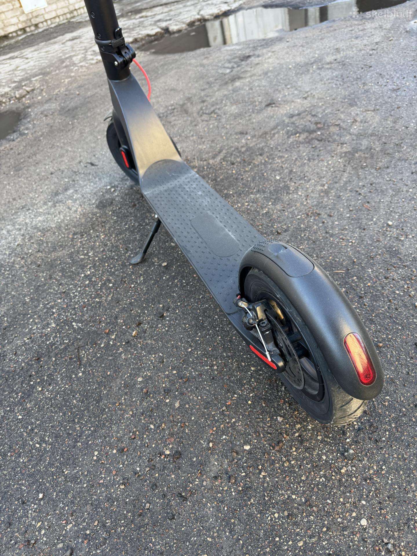 Electric scooter Beaster Scooter