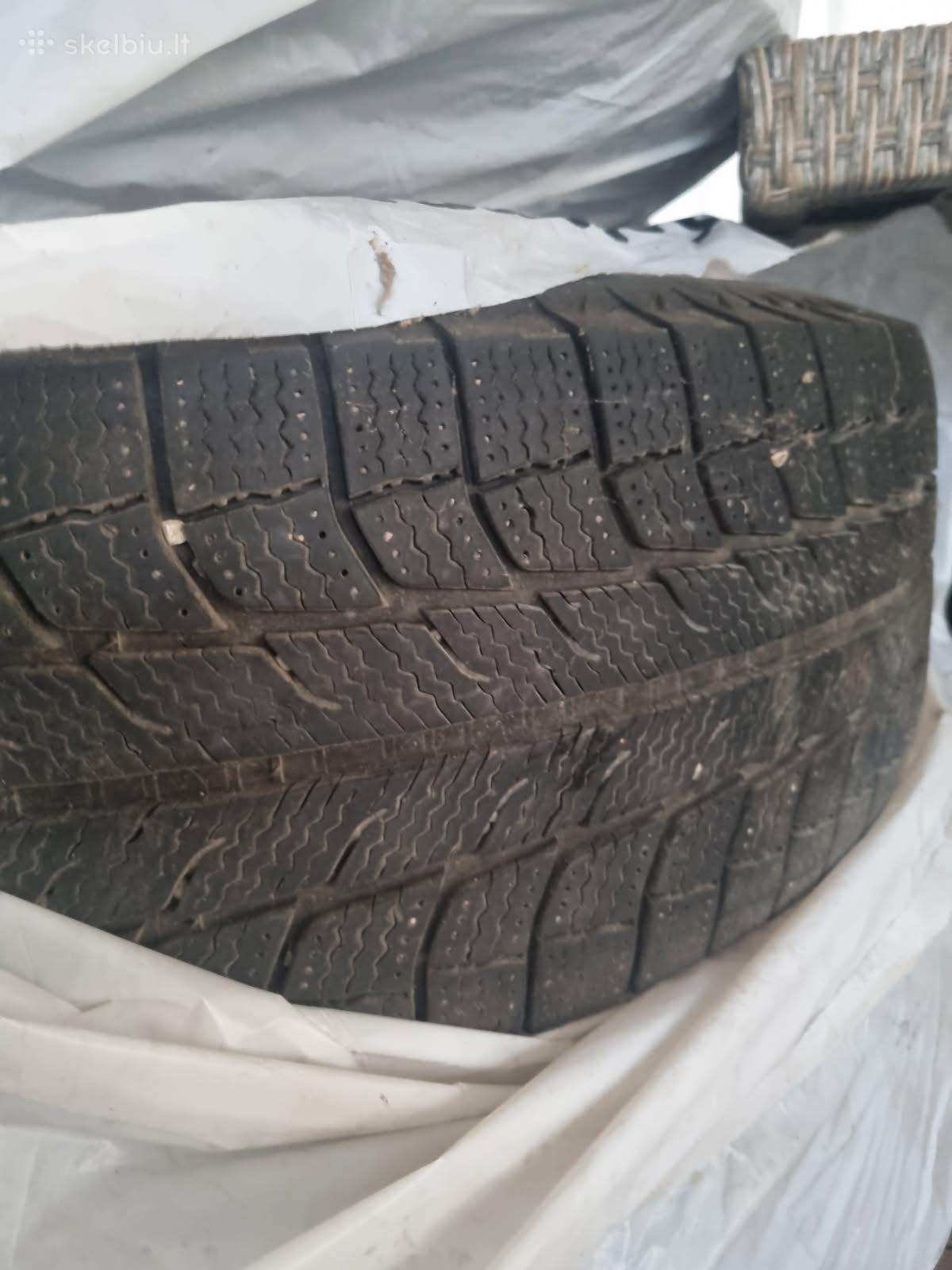Michelin, зимние 235/75 R15