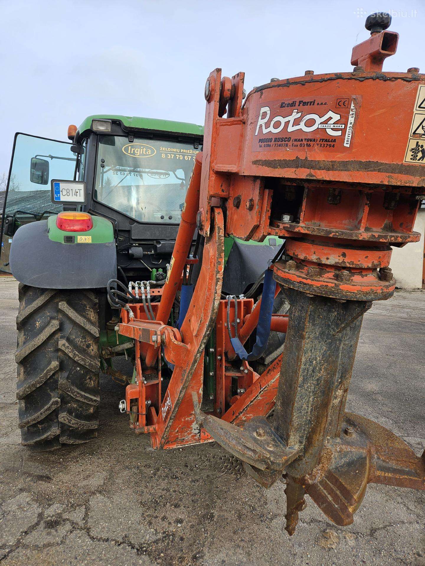 John Deere 6620SE, tractors