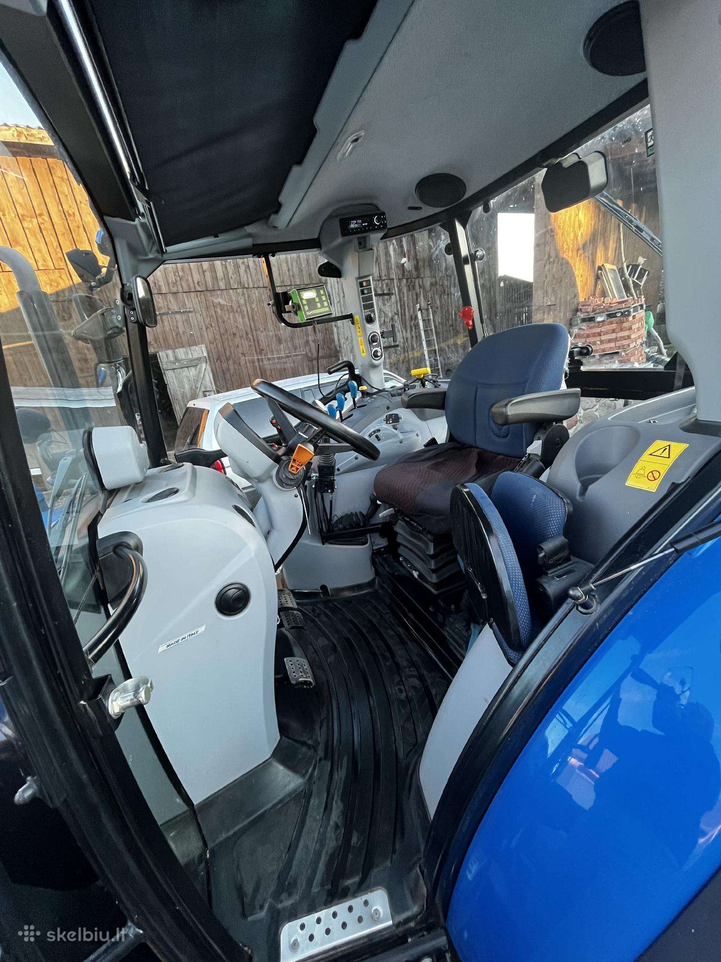 New Holland 115, tractors