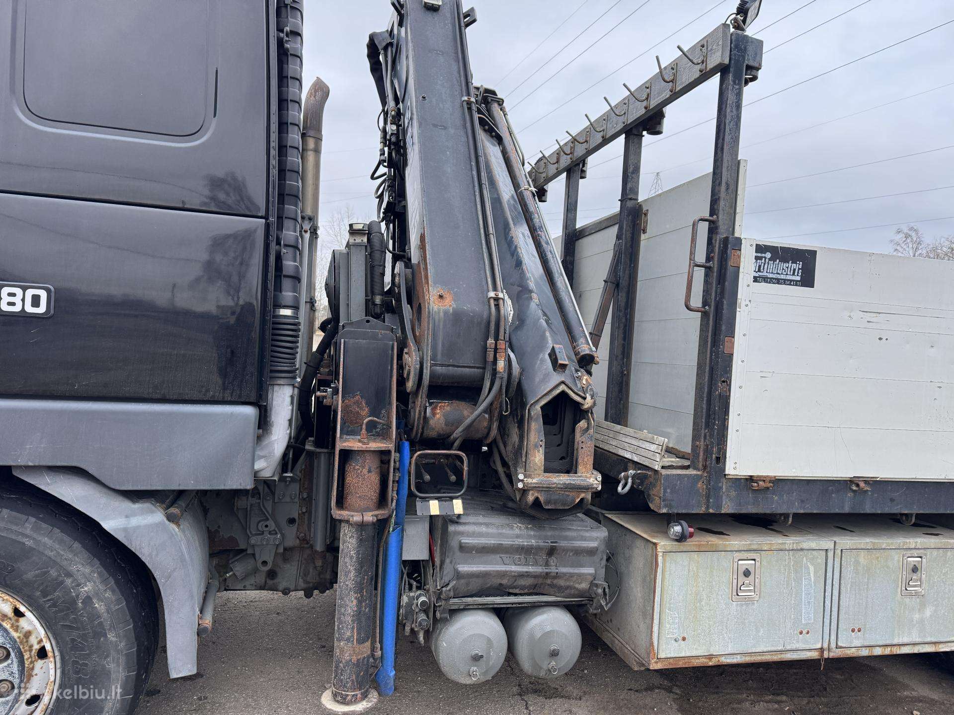 Volvo FH-12, crane trucks