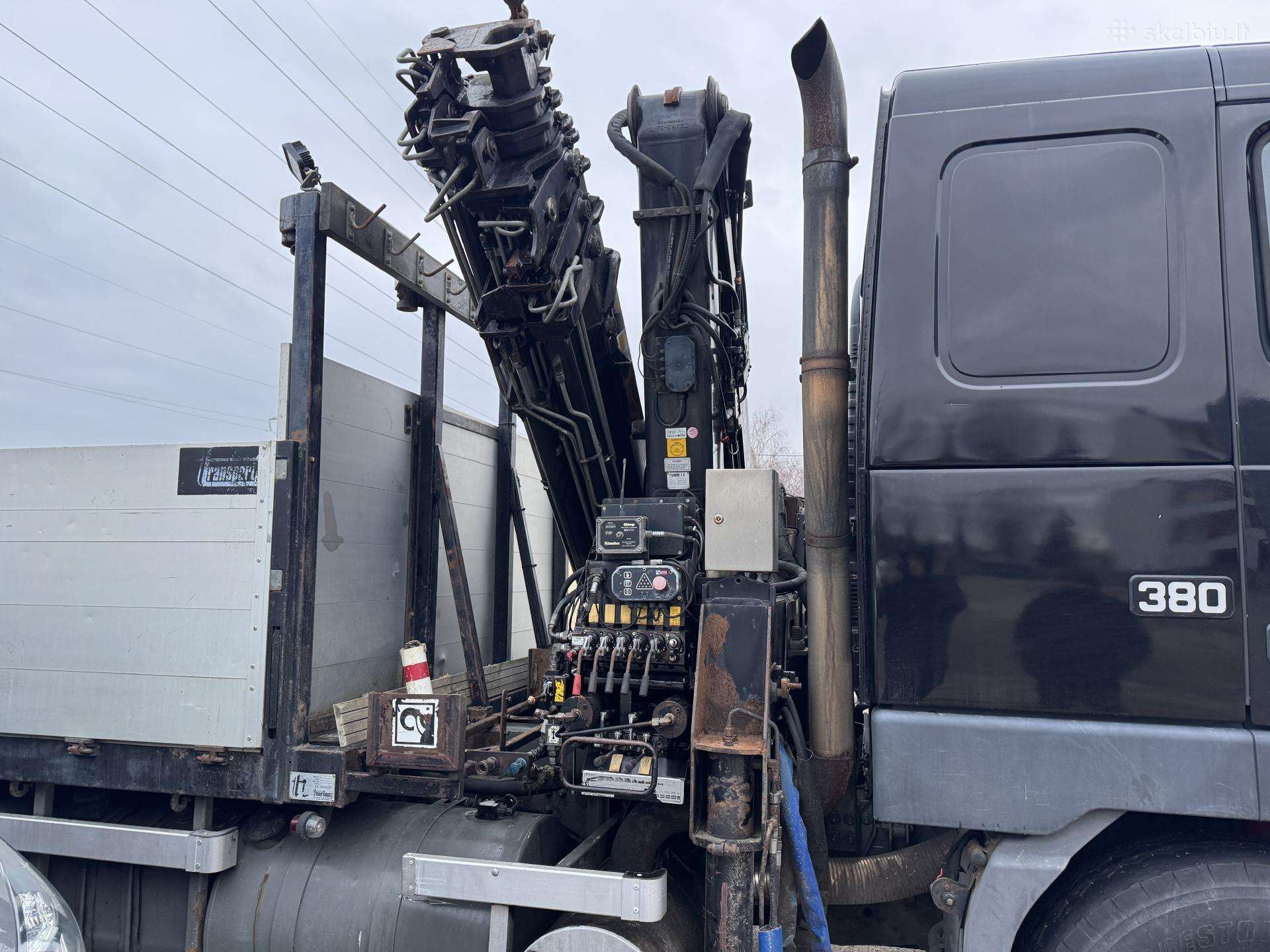 Volvo FH-12, crane trucks