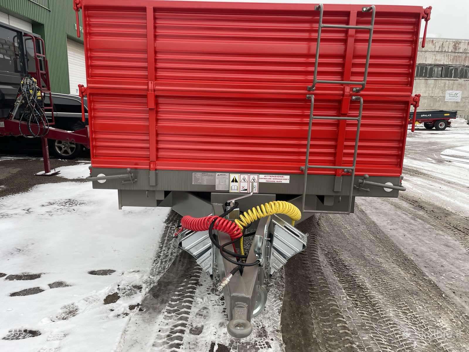 Bicchi, custom trailer / semi-trailer