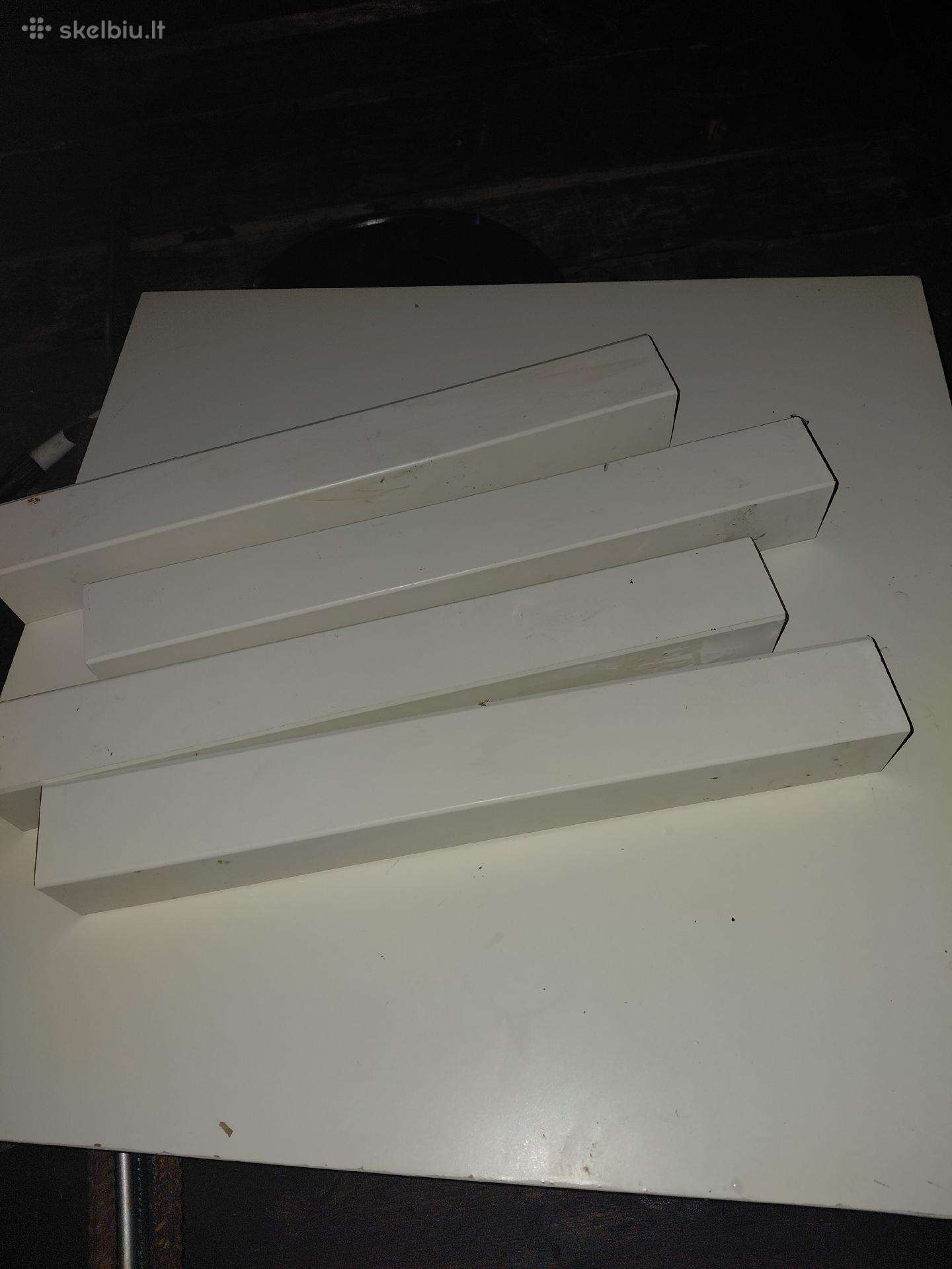 Naudotas Ikea mažas staliukas