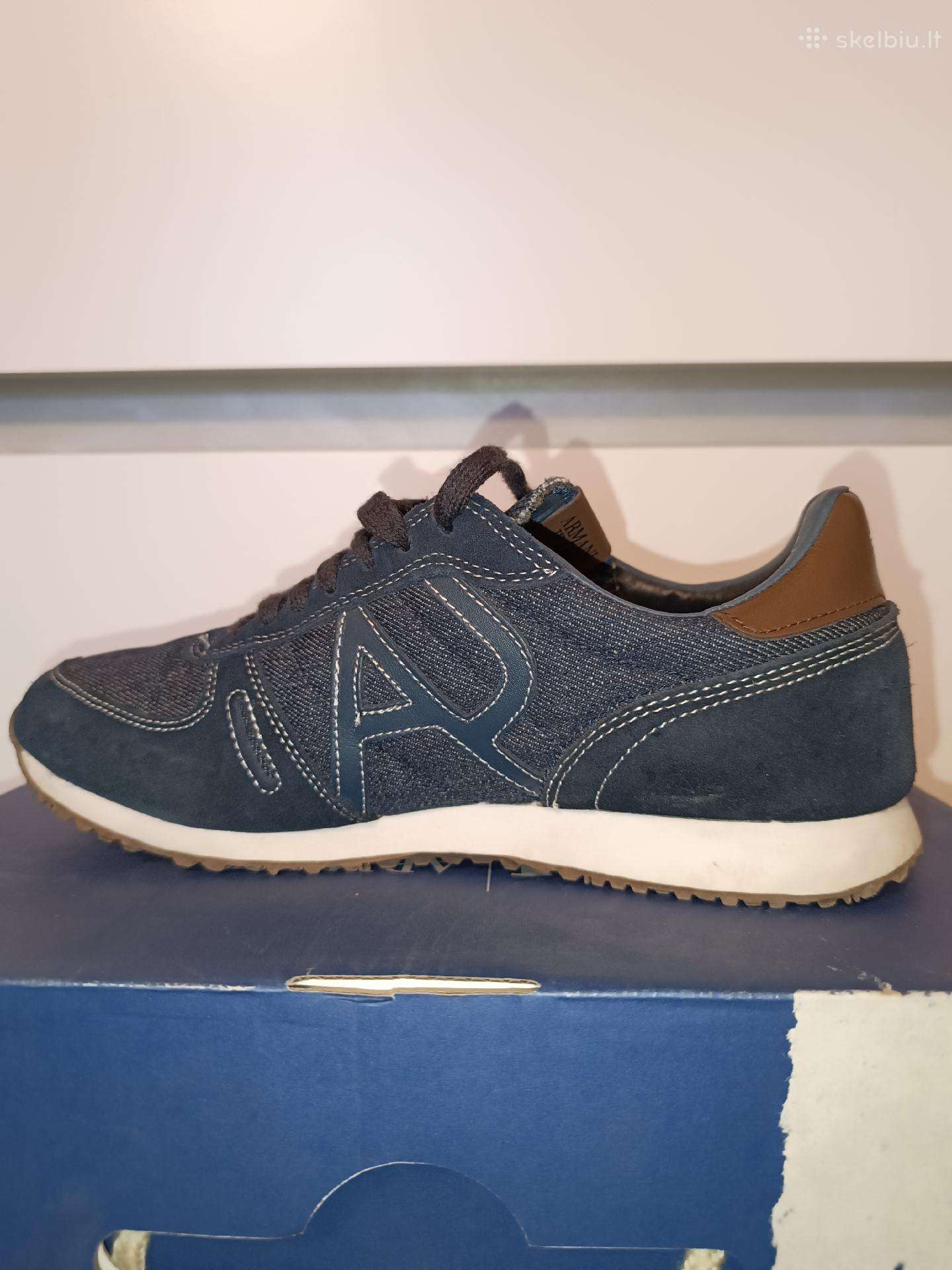 Armani Jeans kedukai