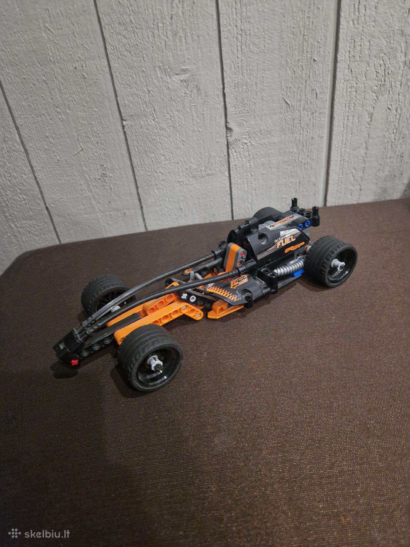 Lego mašinėlė