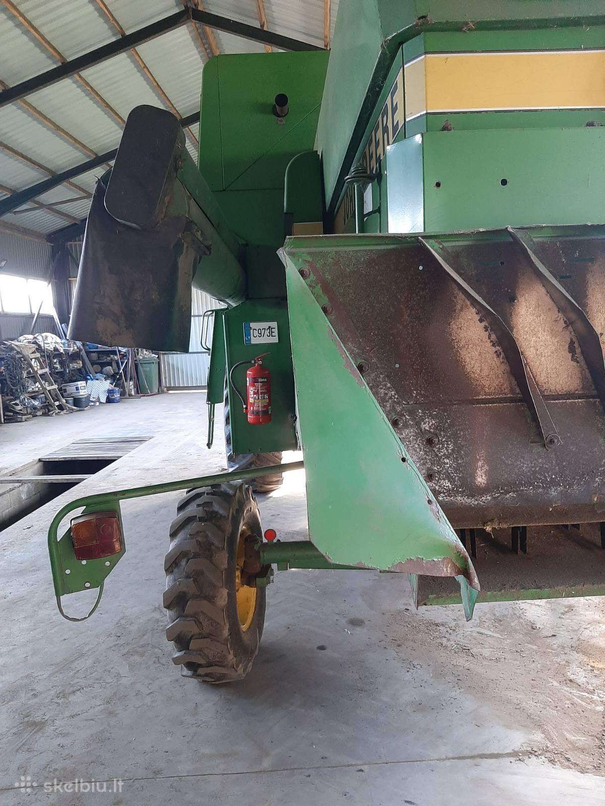 John Deere, combine harvesters