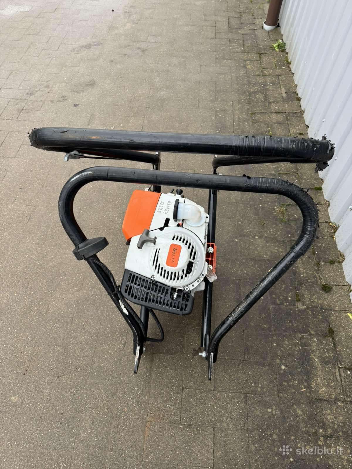 Žemės gražtas Stihl Bt 360