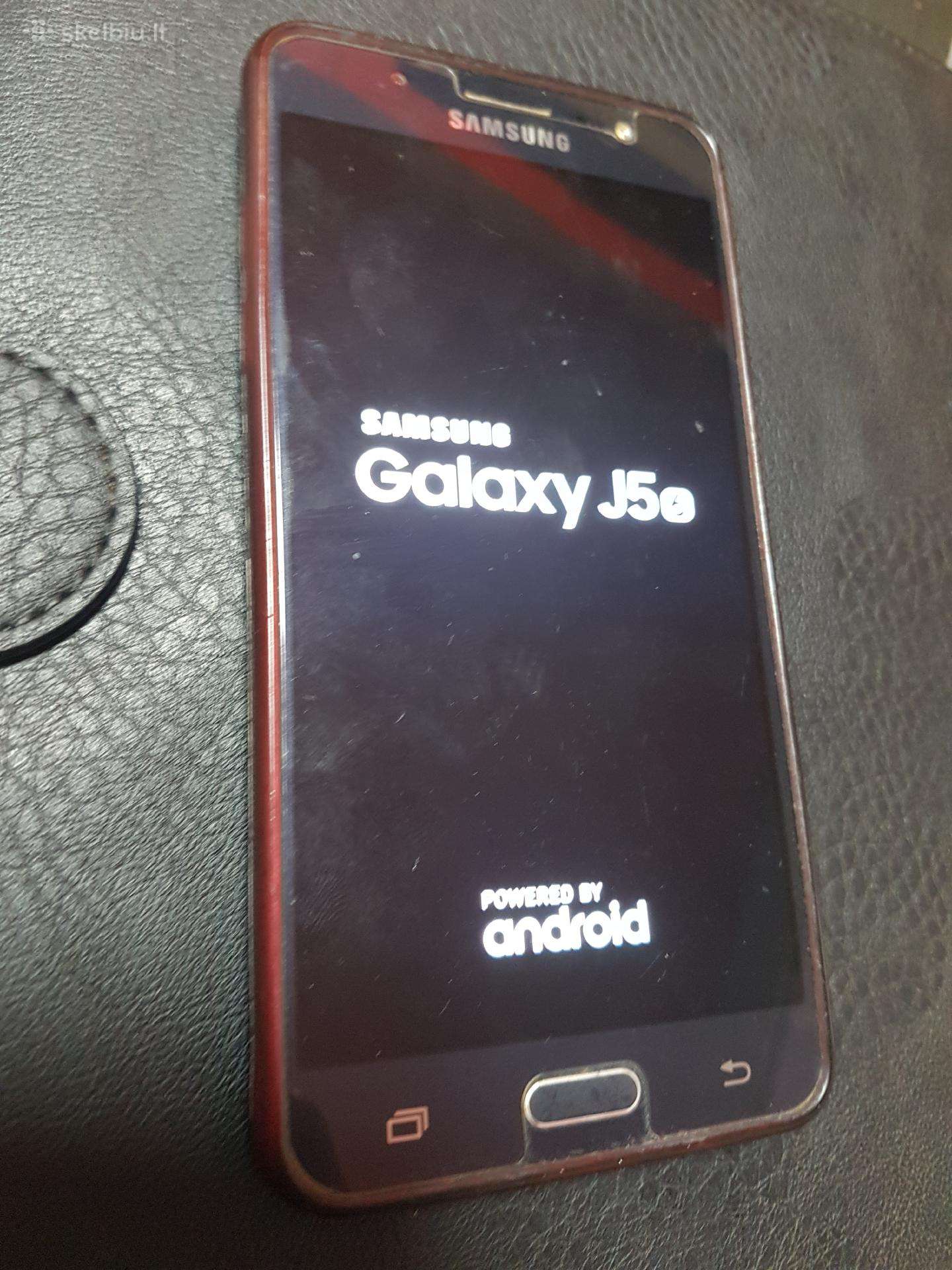 Parduodu samsung galaxy j5