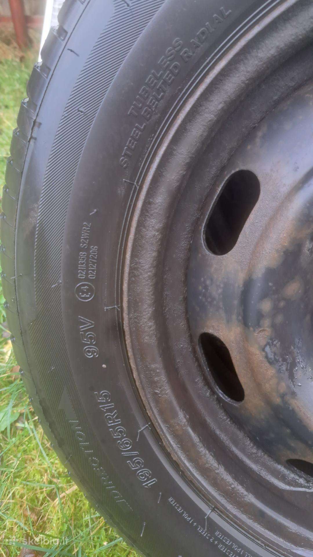 Lassa, universalios 195/65 R15