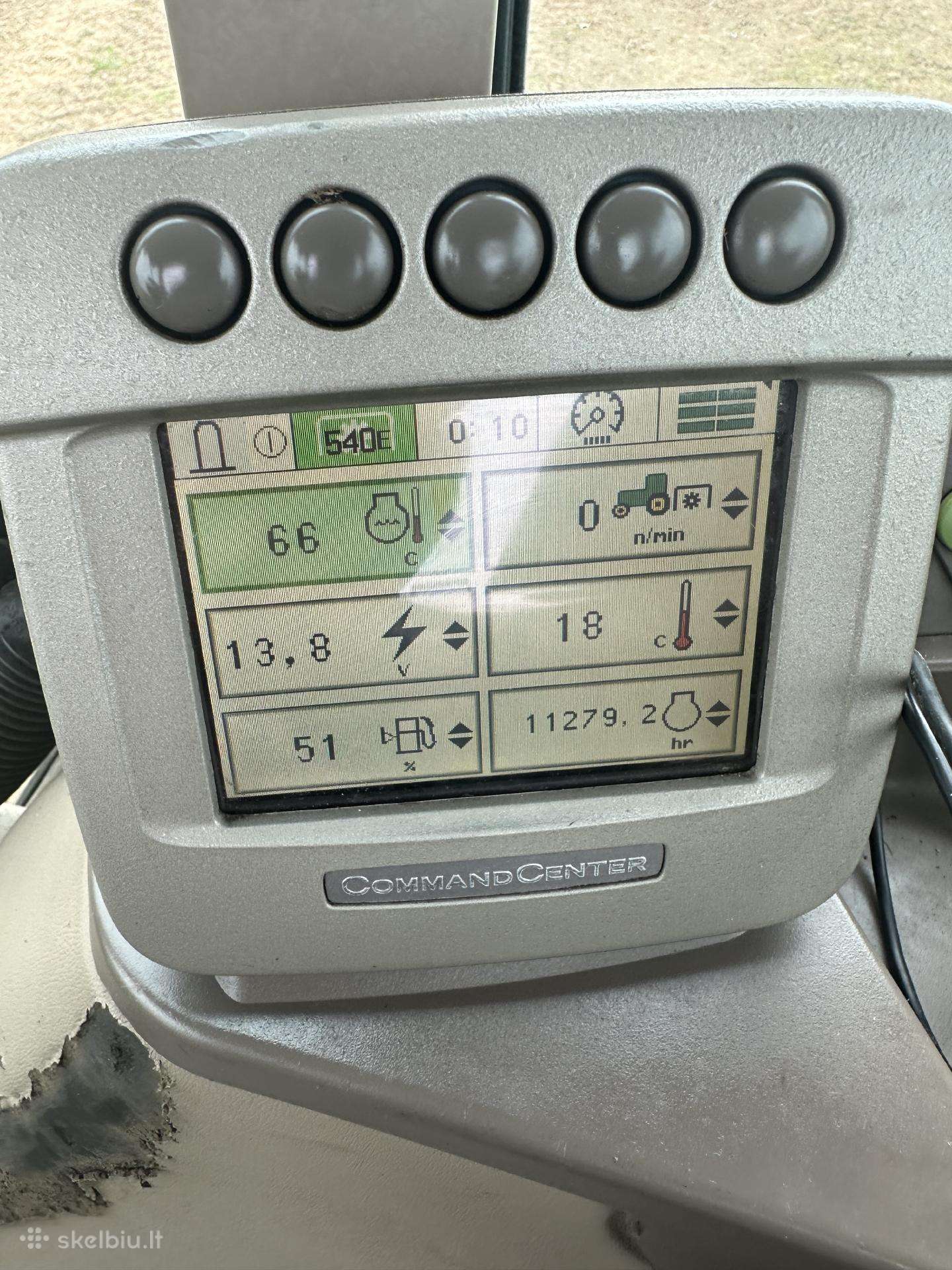 John Deere 7530, tractors