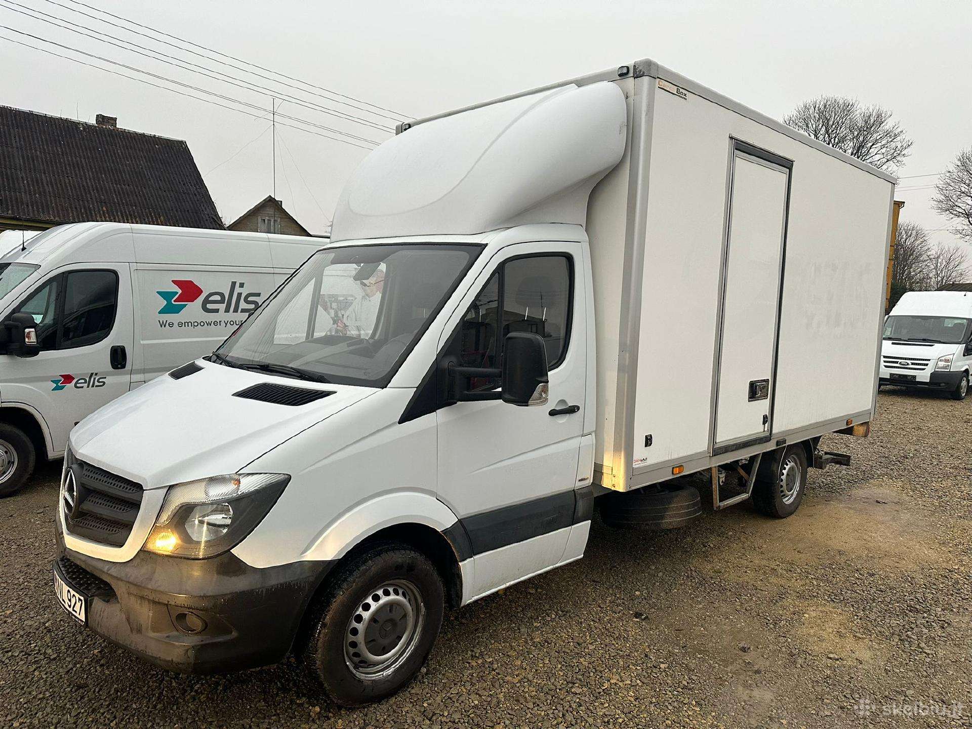 Mercedes-Benz Sprinter, cargo van