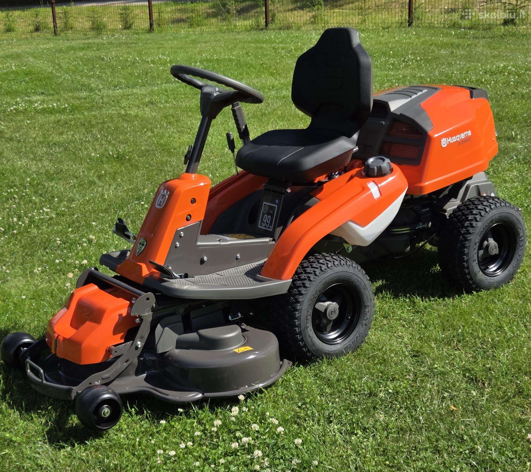 Traktoriukas R214tc 103cm Akcija 3600
