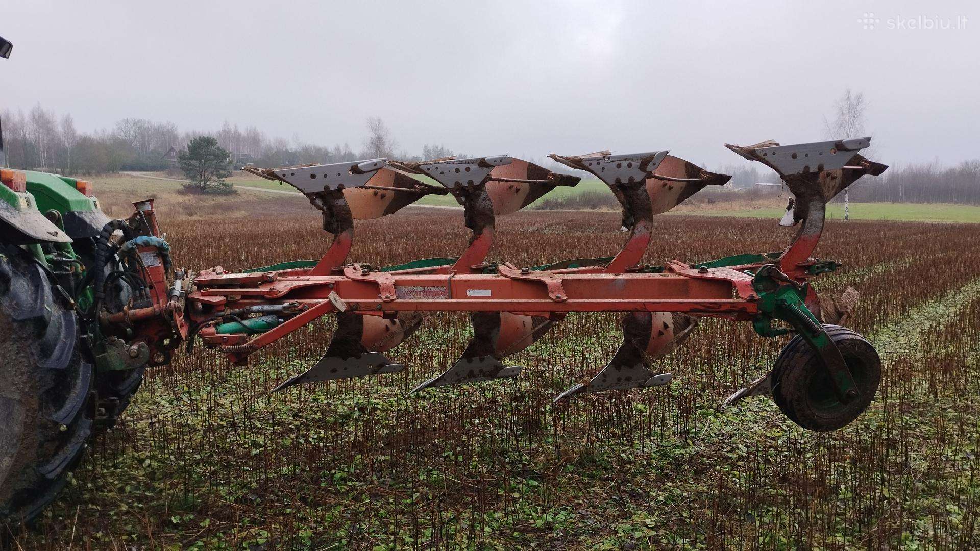 Kverneland 100, ploughs