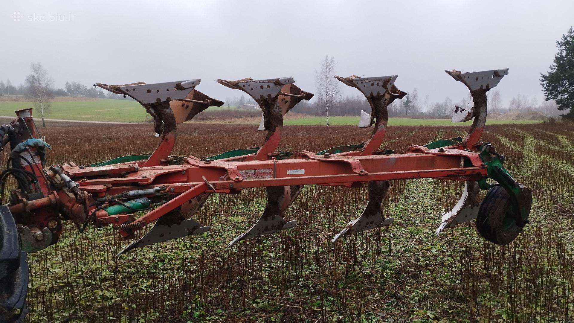 Kverneland 100, ploughs