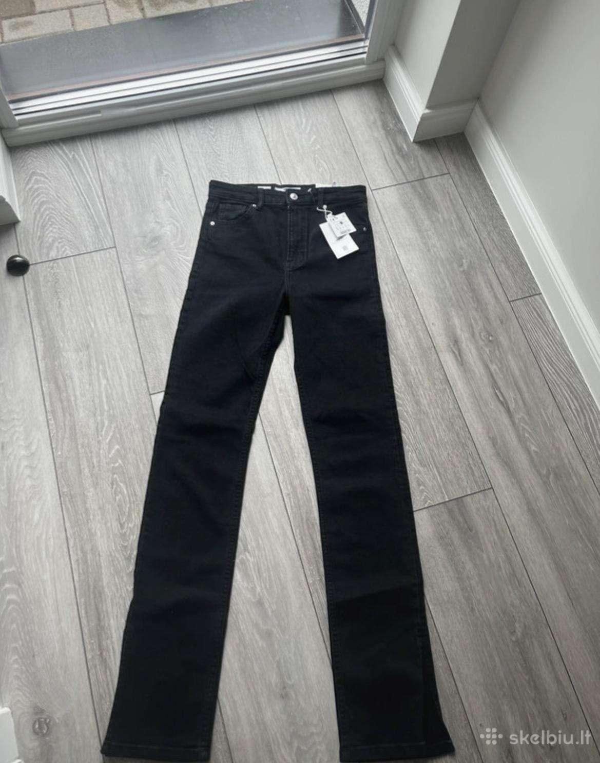 Bershka skinny džinsai su skiltukais