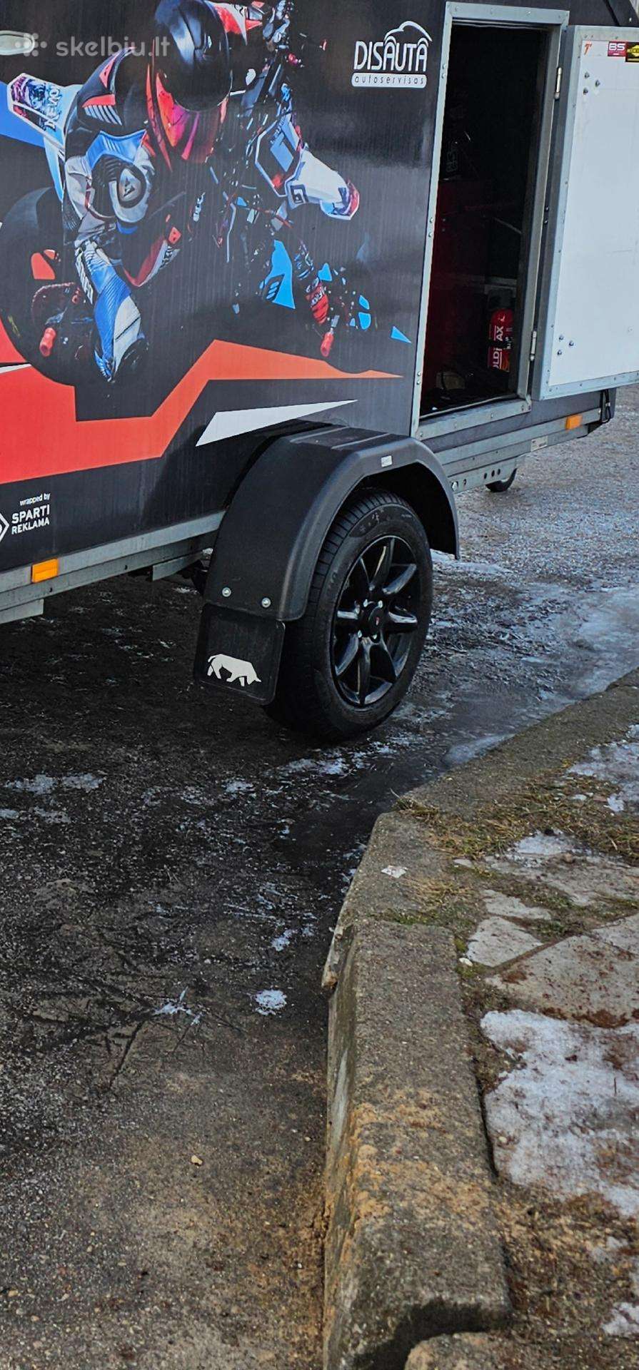 Respo, passenger car trailers