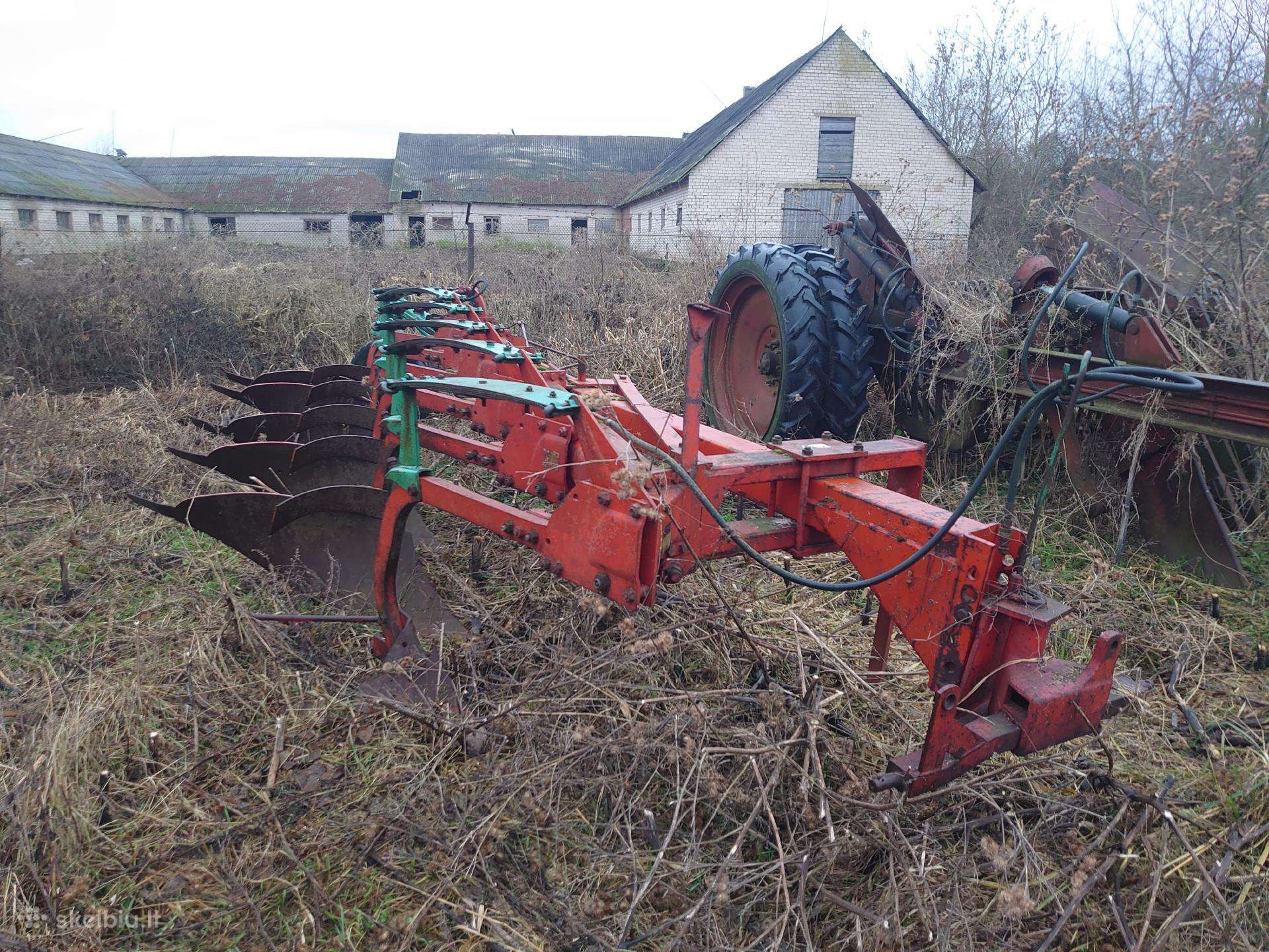 John Deere 6800, traktoriai