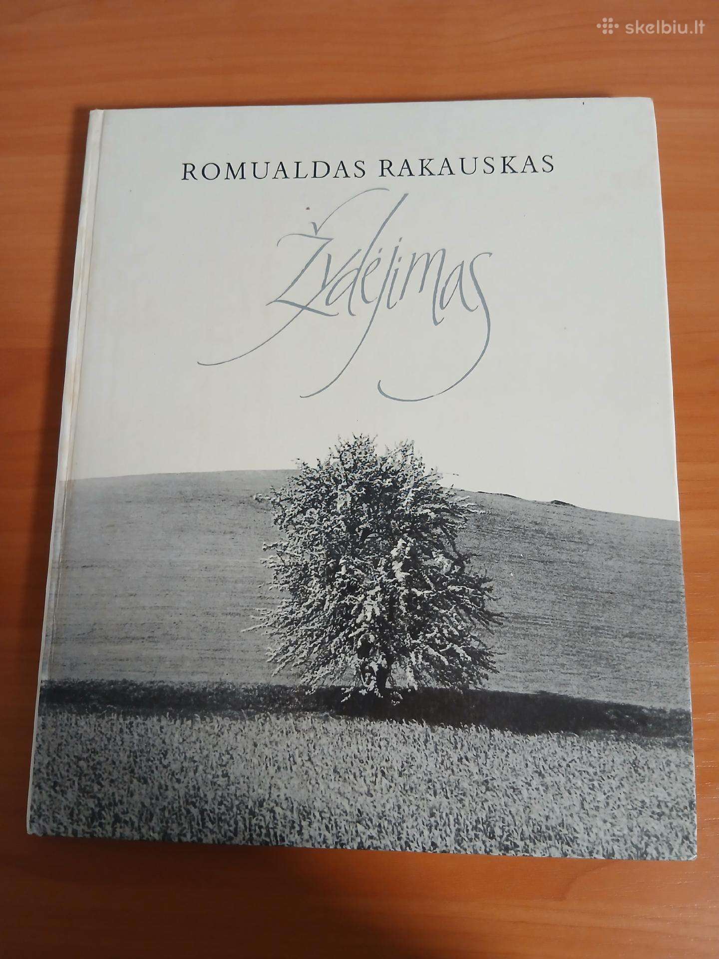 R. Rakausko albumas “žydėjimas