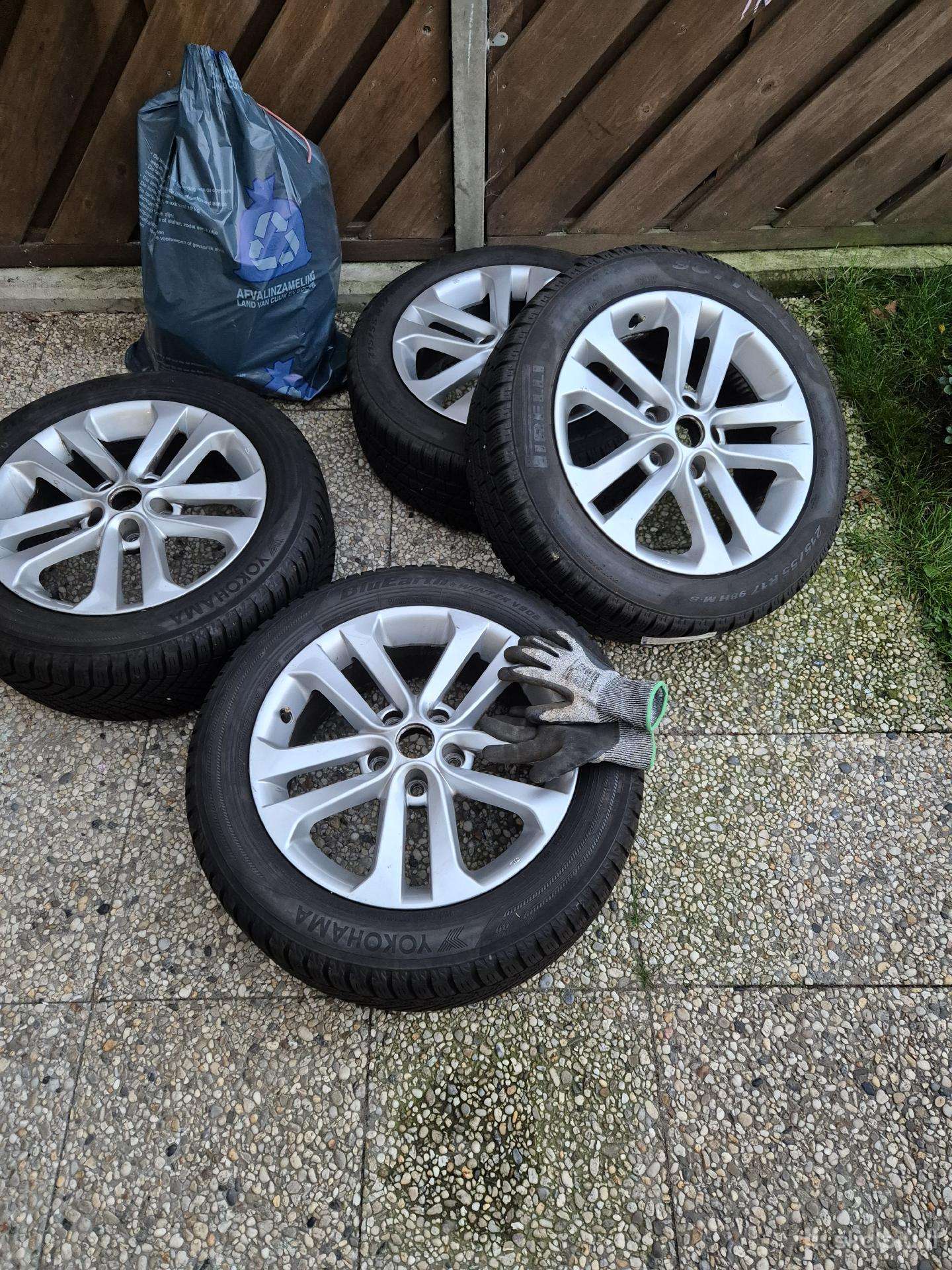 Nissan Qashqai, Juke. Žieminės padangos su ratlank