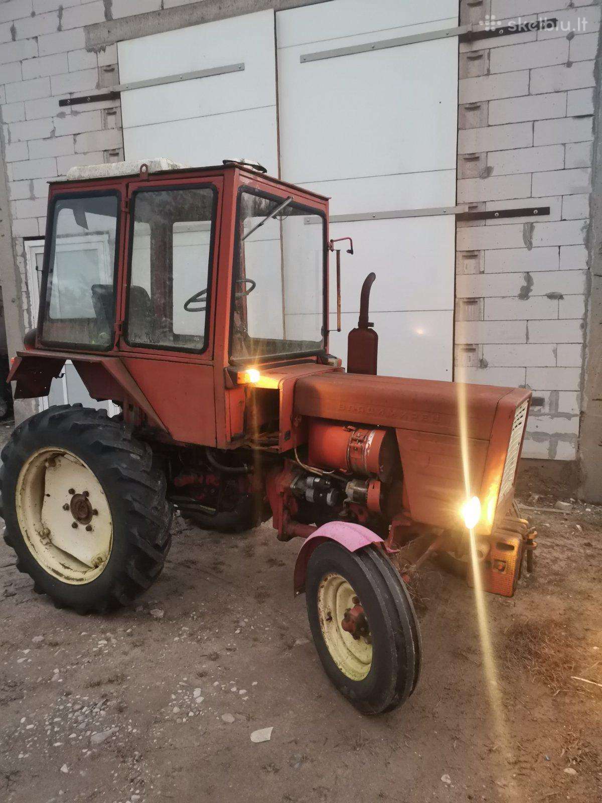 Traktorius T25