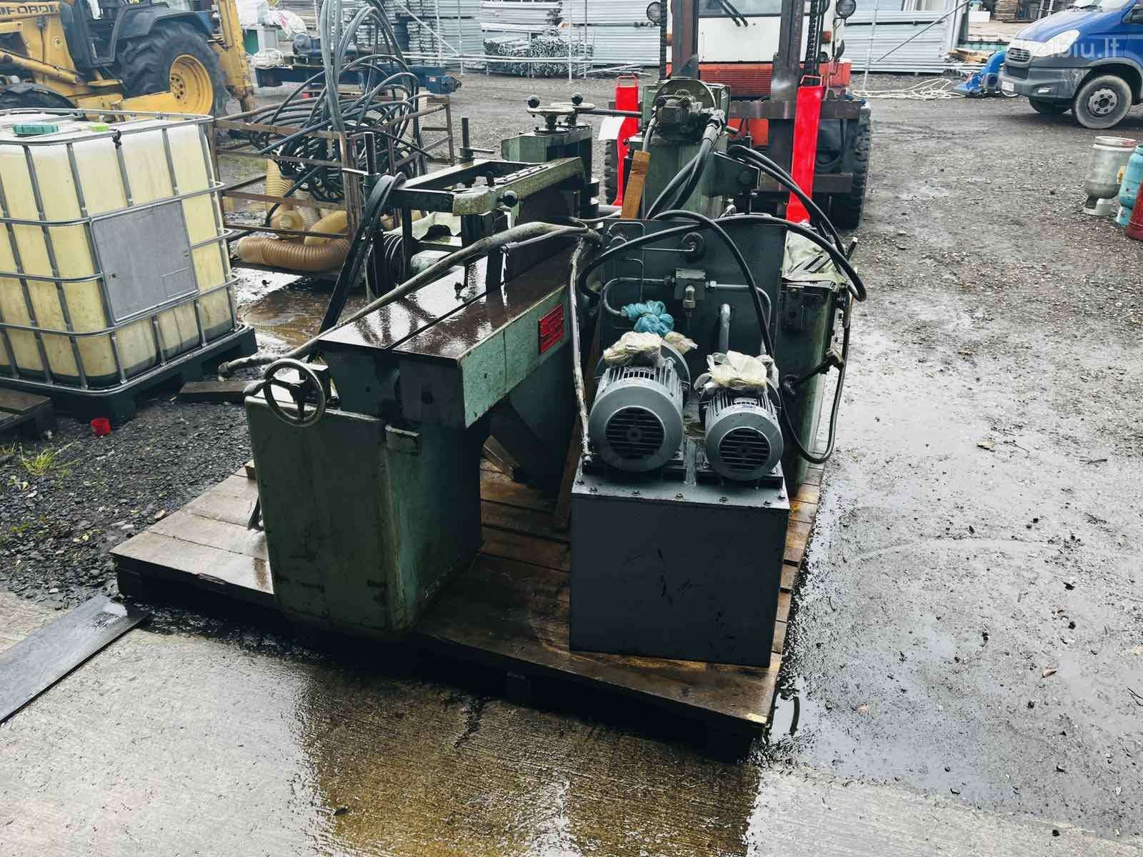 Skelimo stakles brusam lentom
