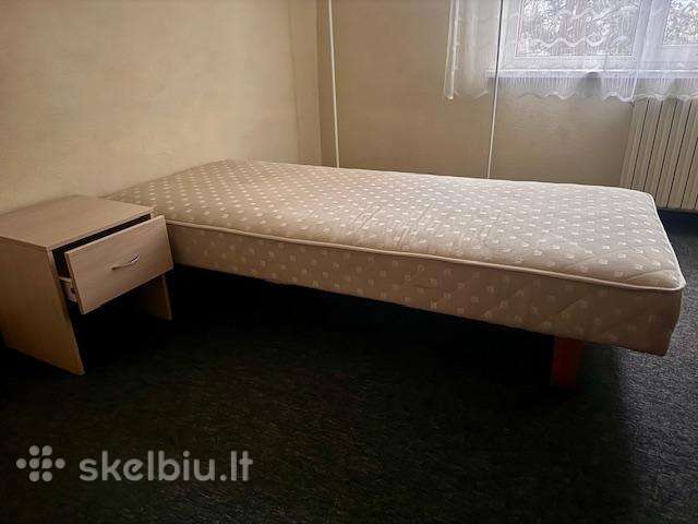 Išparduodami viešbučio baldai / lovos 90x200