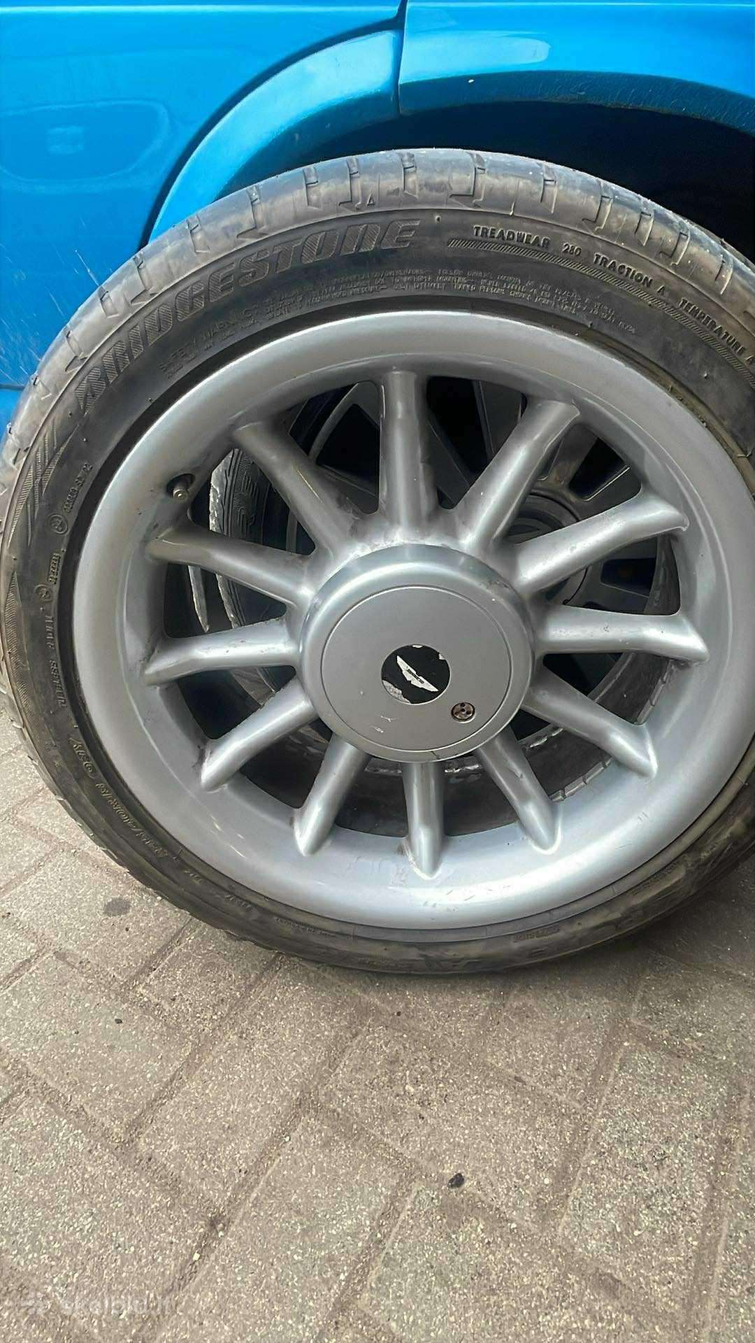 Aston Martin DB11 детали шасси