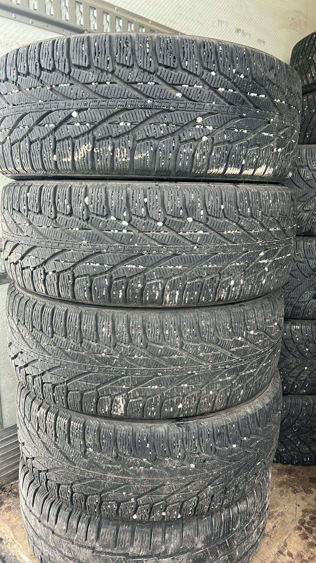 Continental, зимние 235/60 R17
