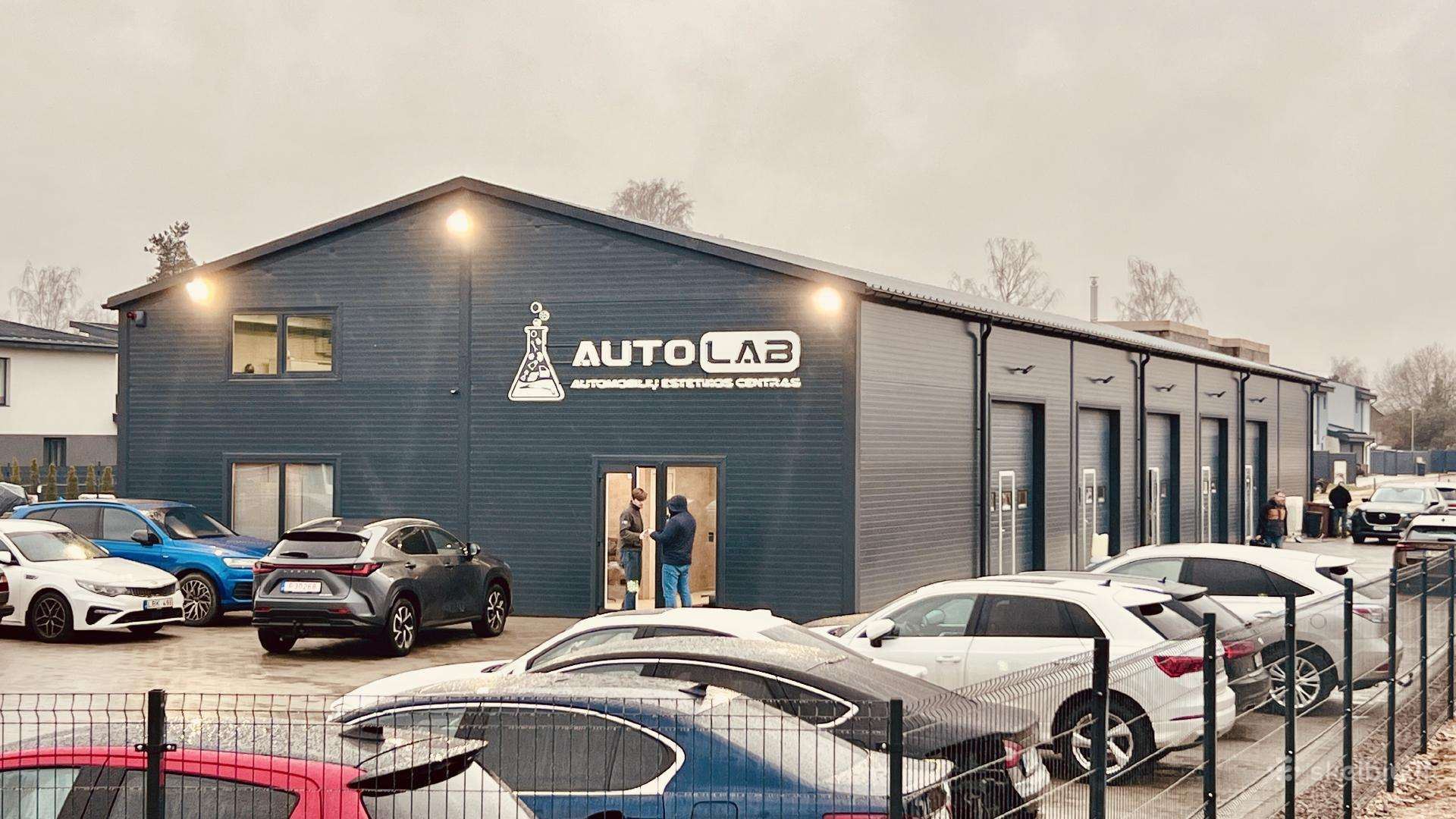 Reikalingas patyręs automobilių dažytojas