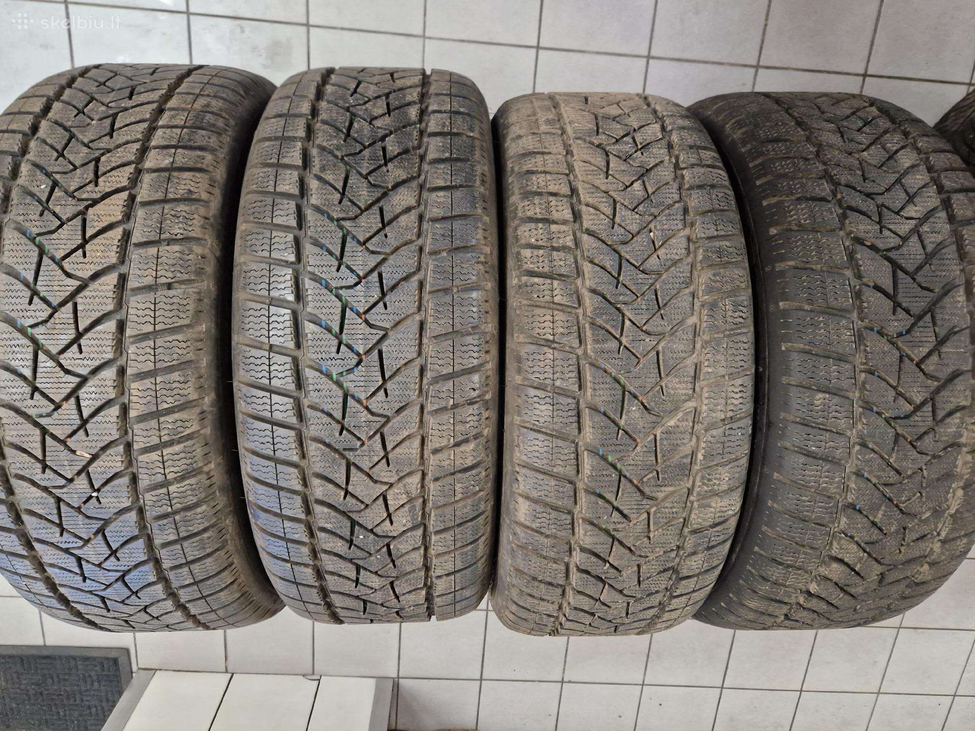 255-45r20 Dunlop
