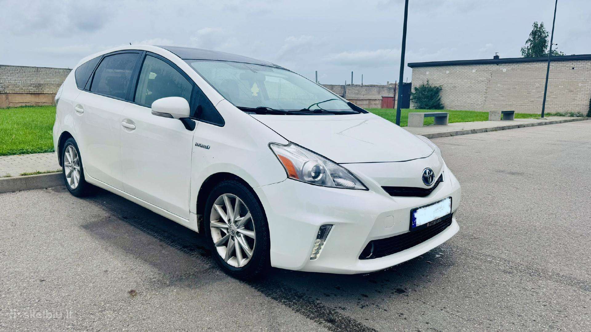 Toyota Prius, hatchback