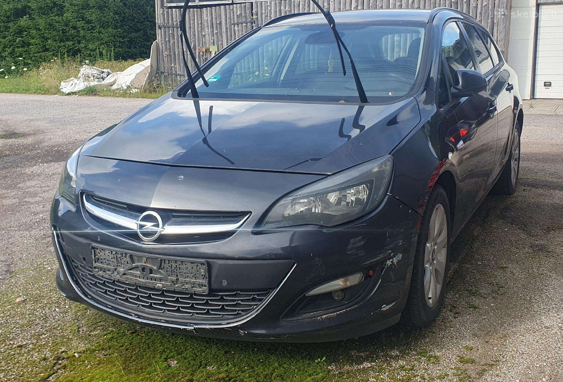 Opel Astra J dalimis