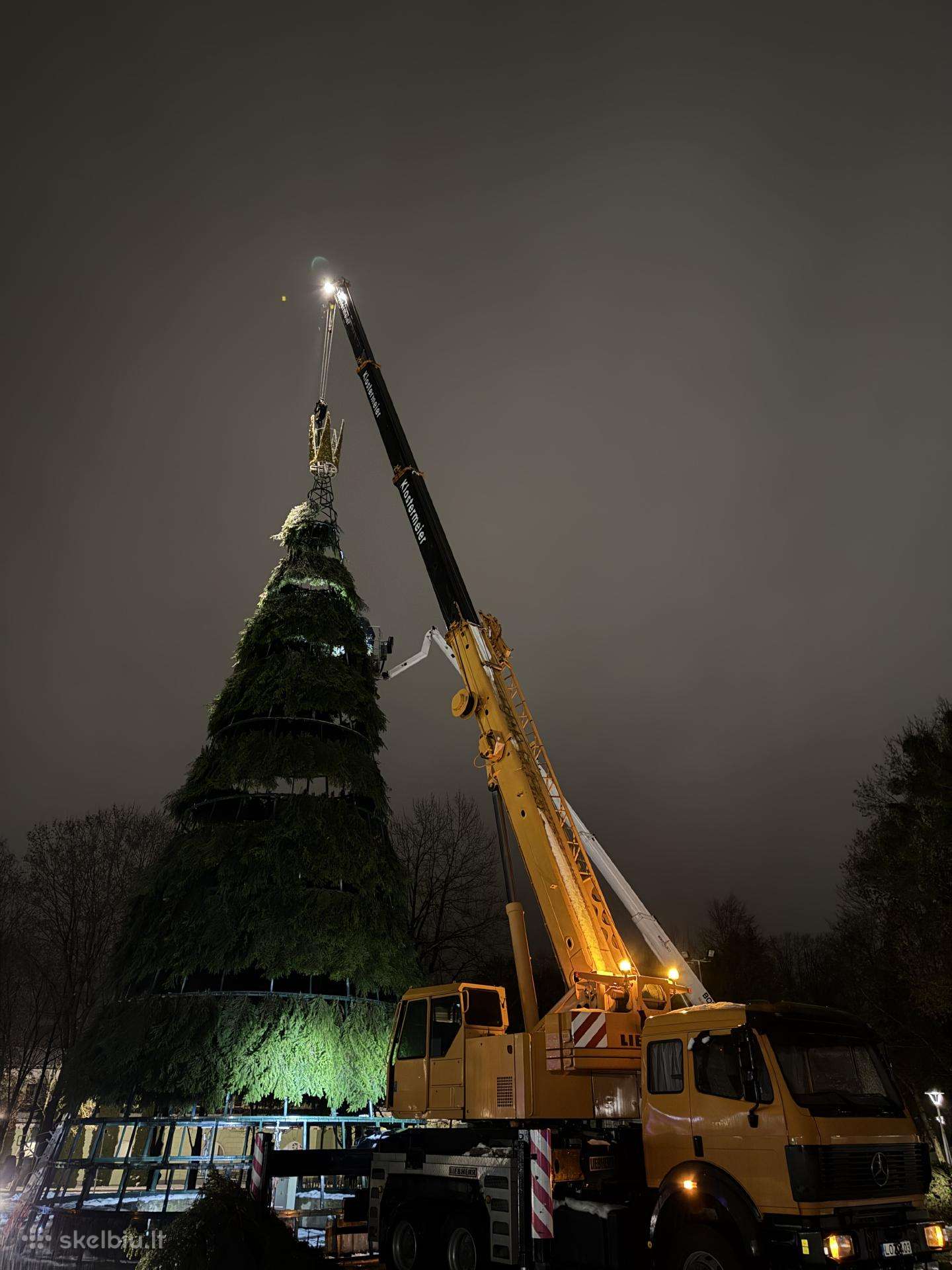 Liebherr LTF 1030, storage and loading equipment rental