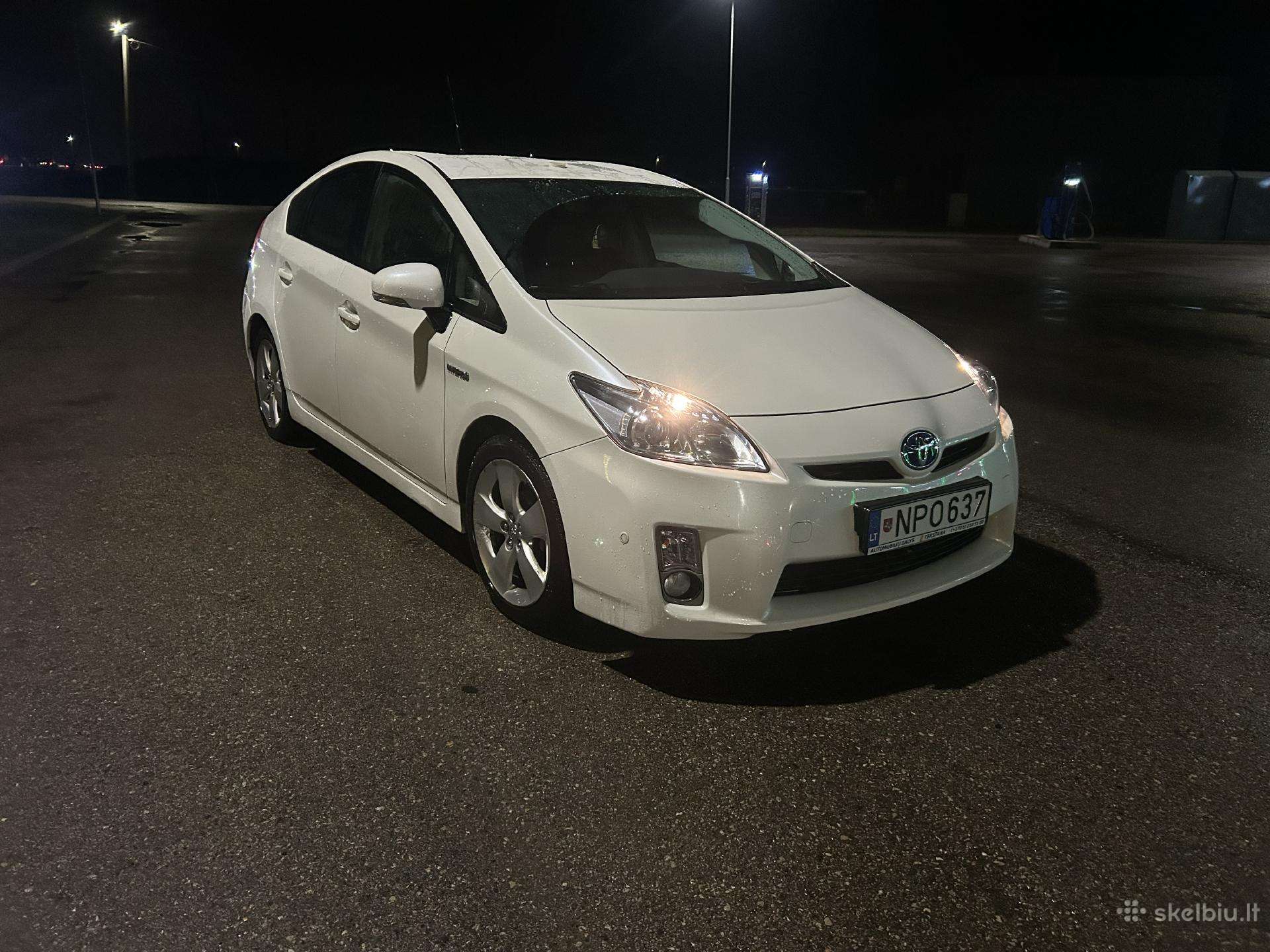 Toyota prius nuoma bolt/uber darbui. аренда тойоты