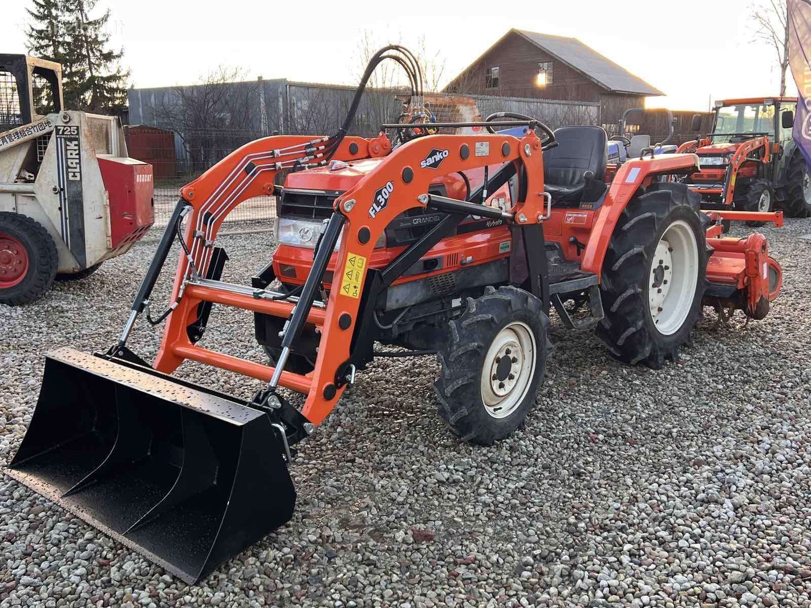Kubota, tractors