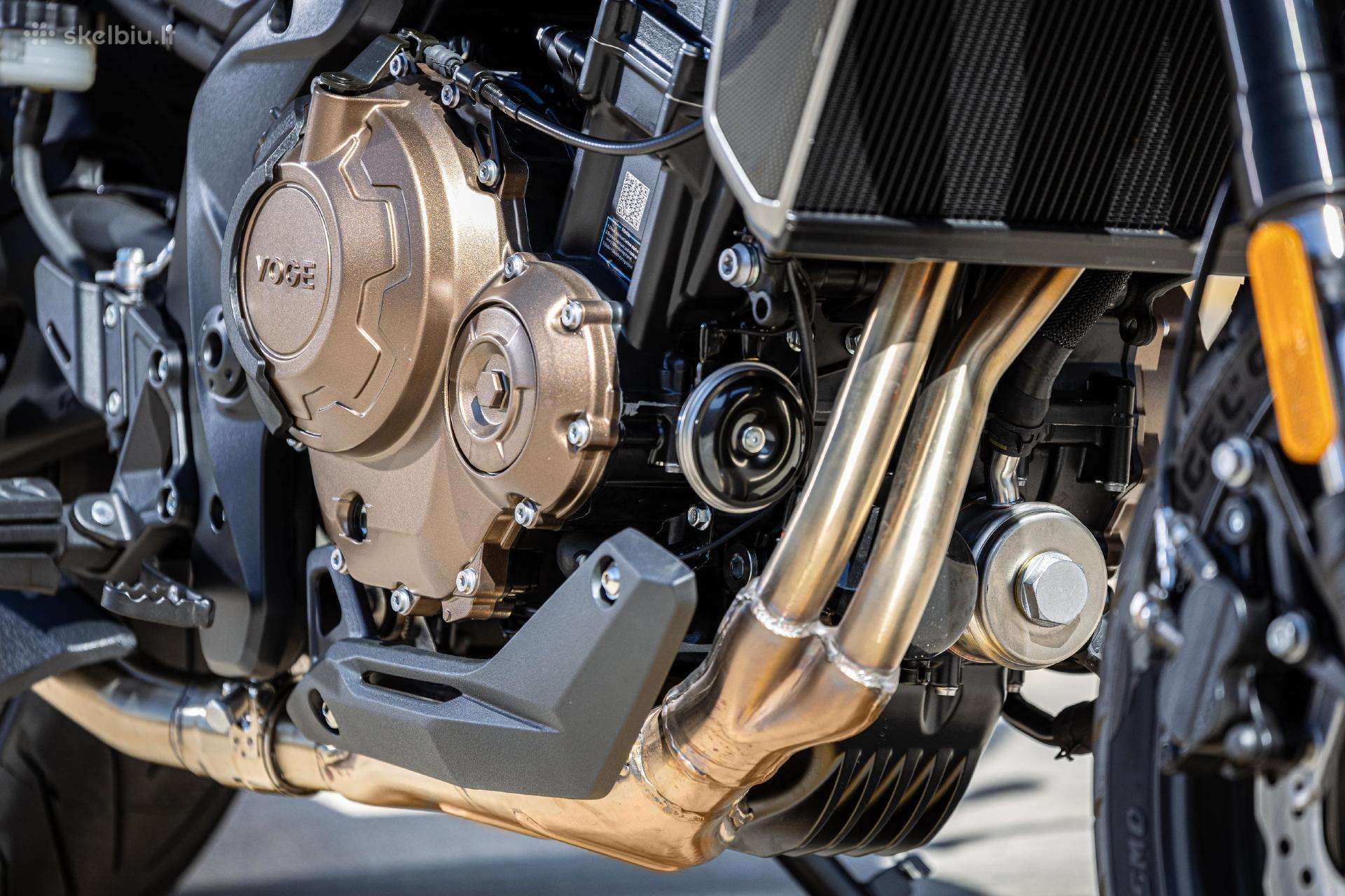 VOGE 625R 625cc, street / classic