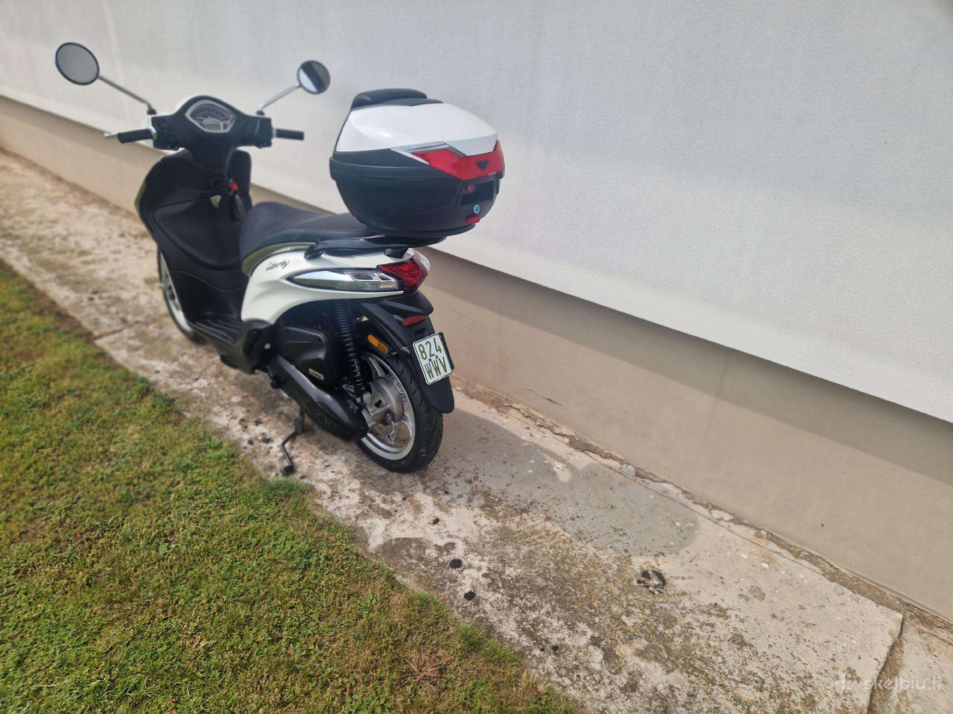Piaggio Liberty 49cc, мотороллеры / мопеды