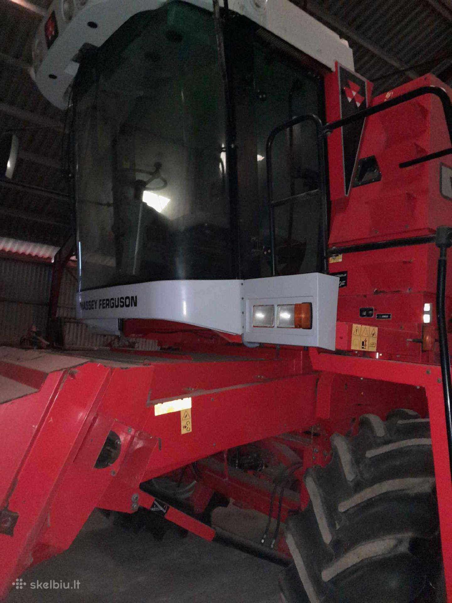 Massey Ferguson 32, kombainai