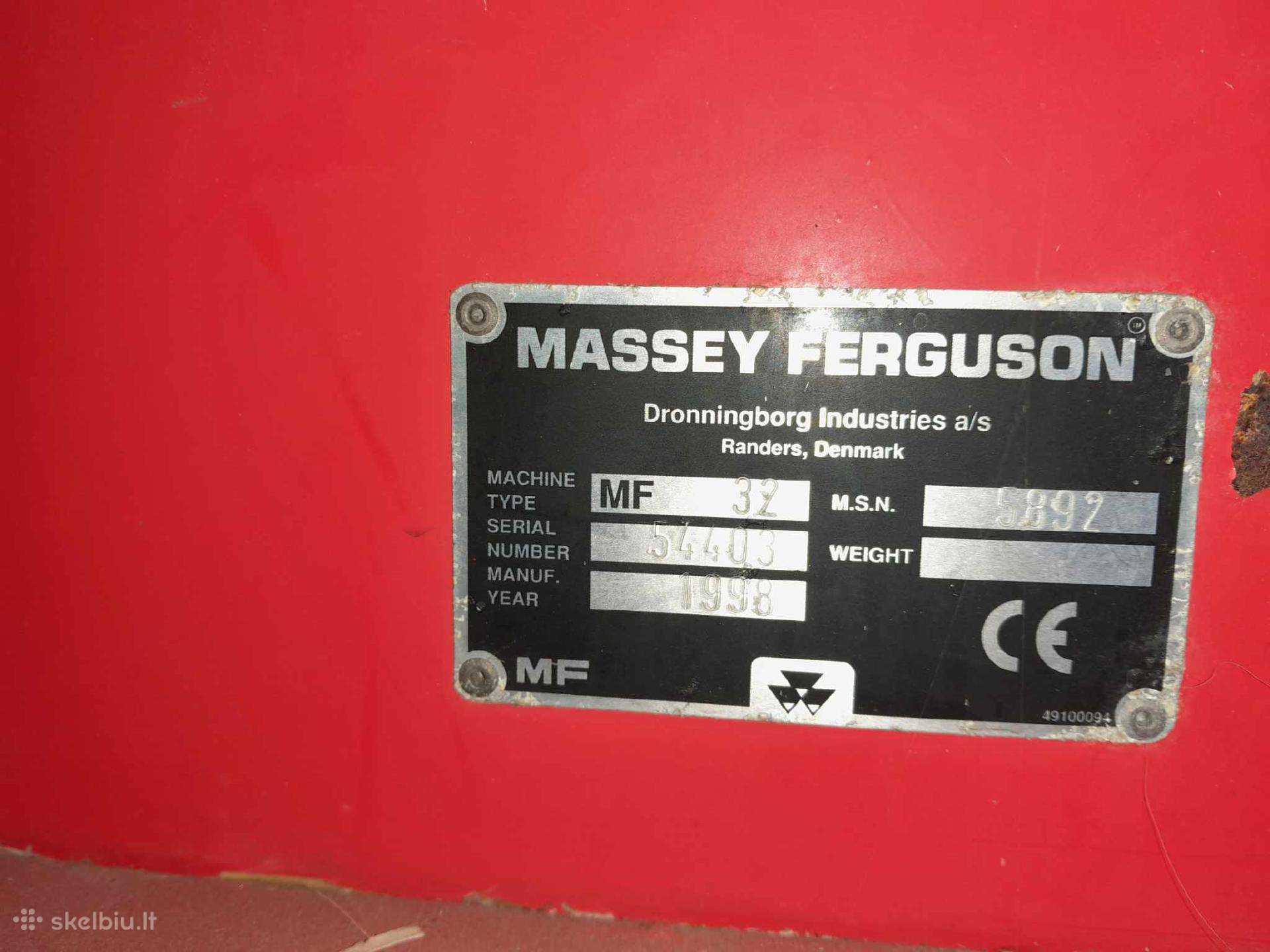 Massey Ferguson 32, kombainai