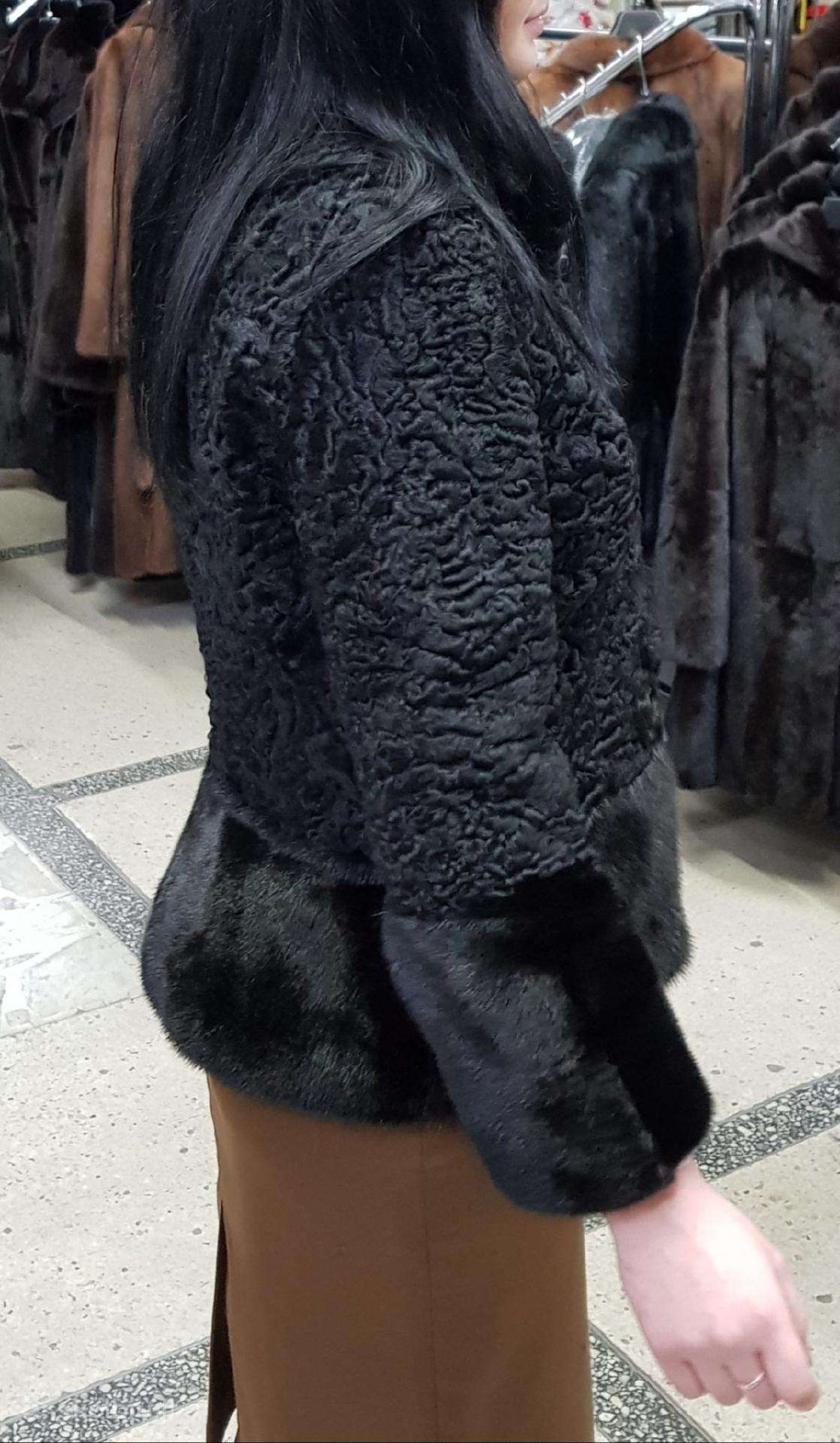 % Norka Karakulis 170 cm S/m puskailinis Naujas