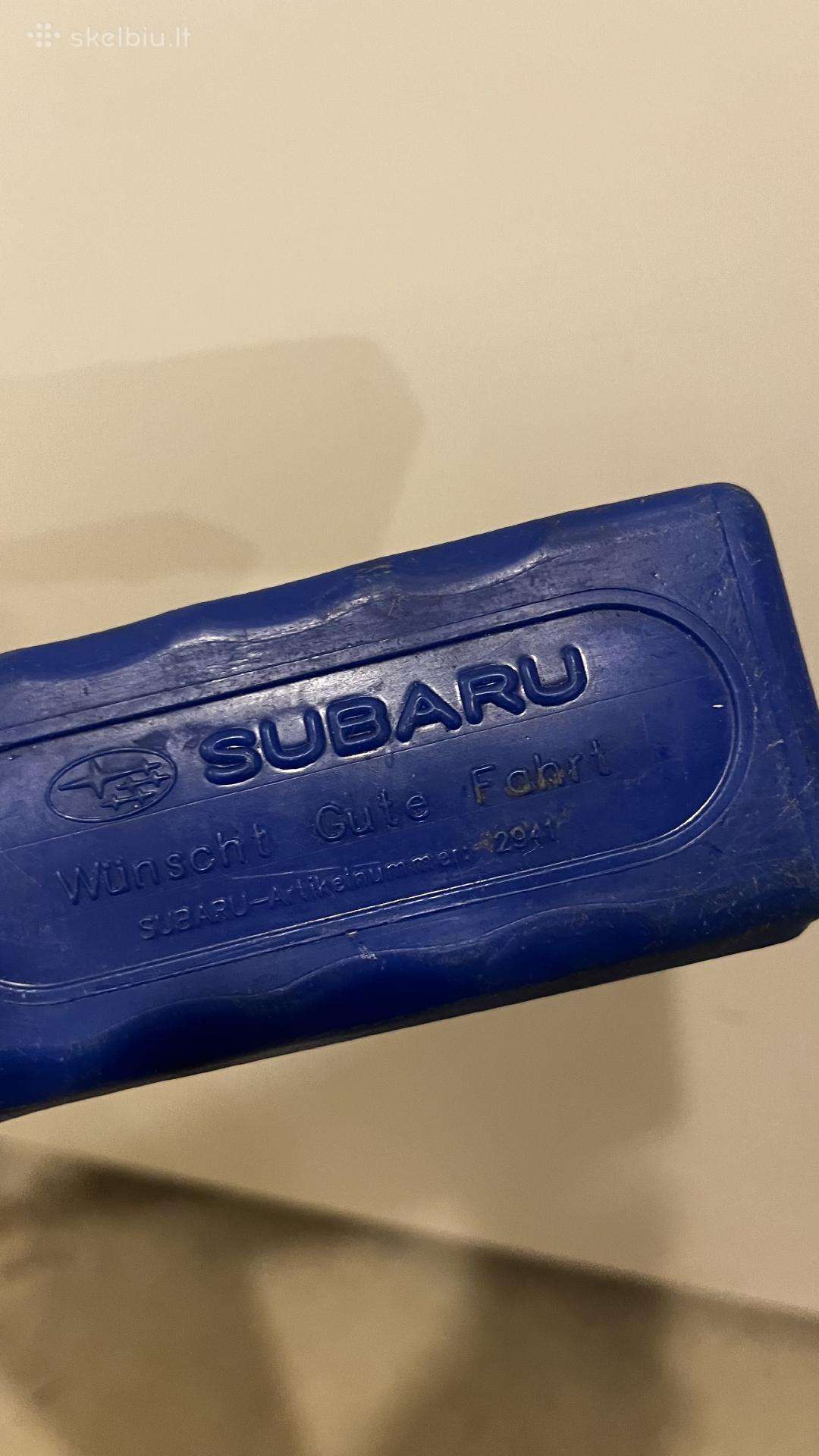 Originalus avarinio sustojimo ženklas Subaru
